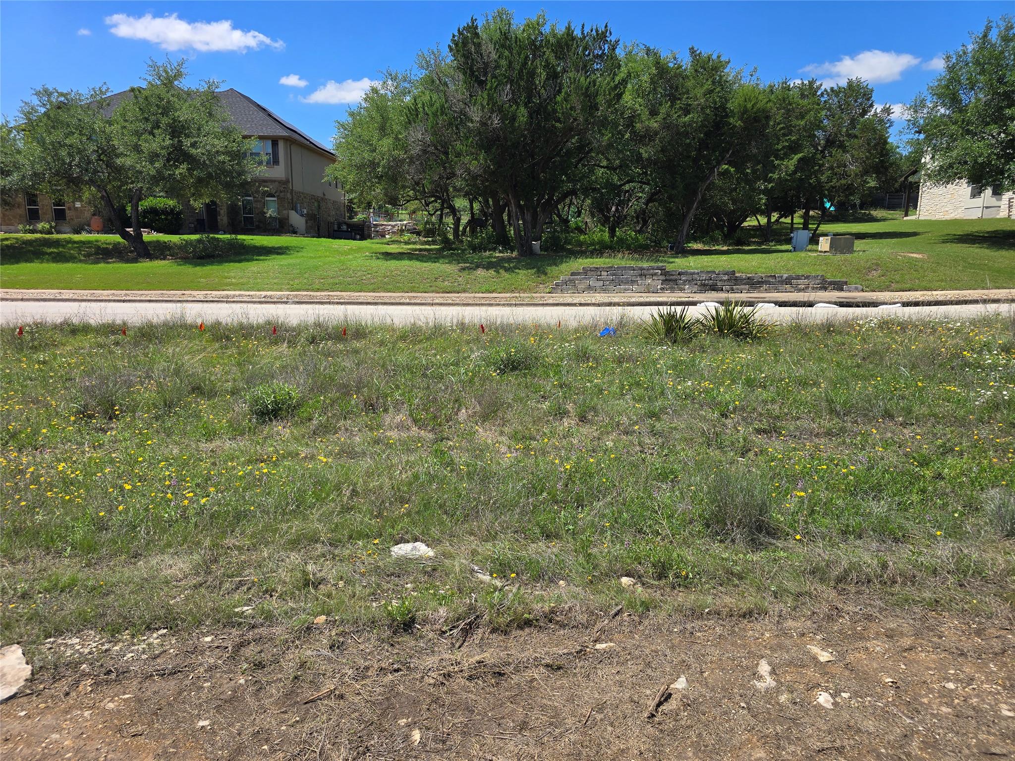 9808 Flintrock Cir, Austin, TX 78737