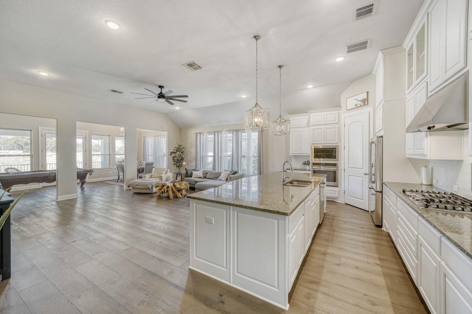 1820 Ficuzza Way, Leander, TX 78641