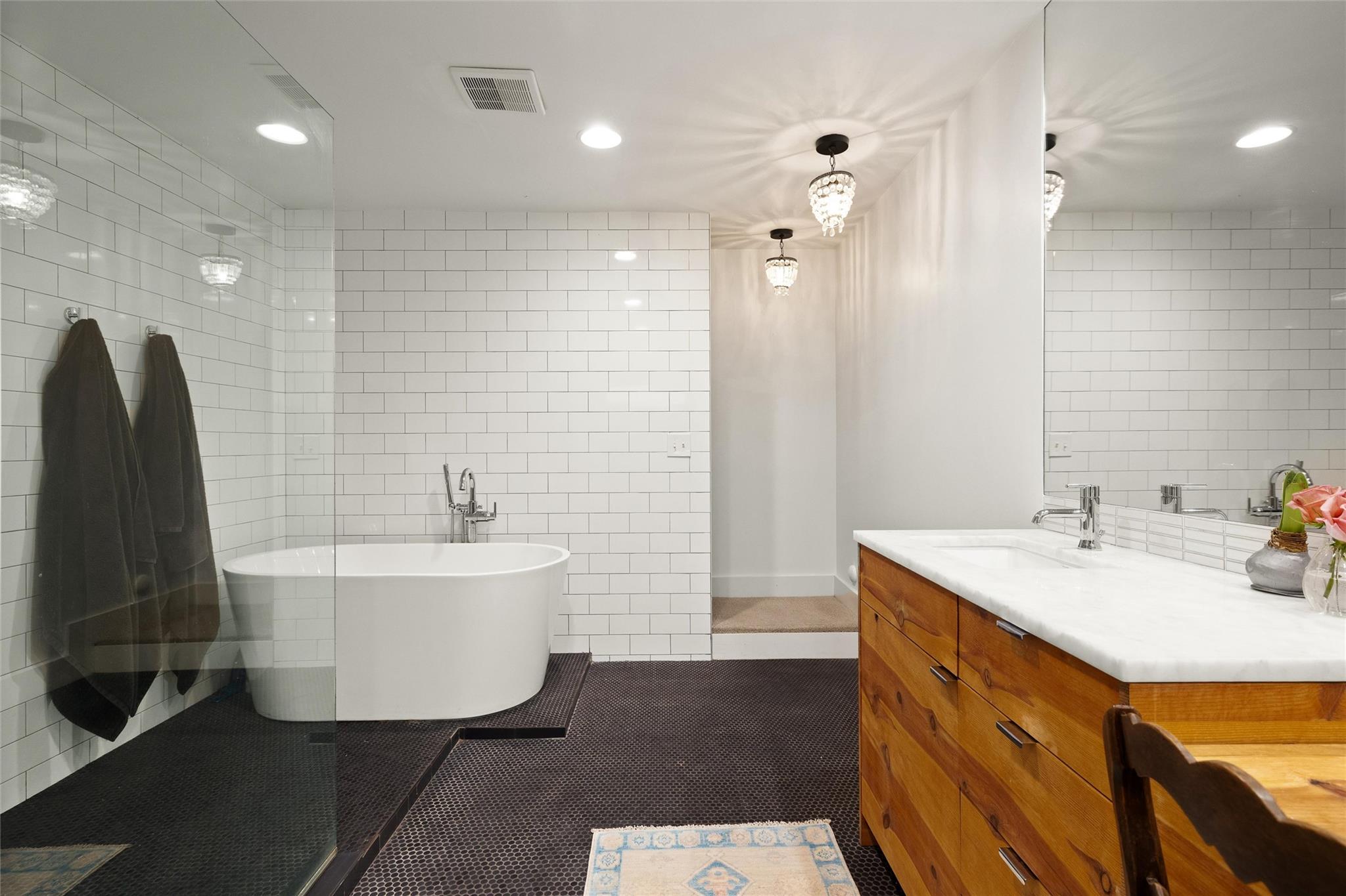 7203 Running Rope Cir, Austin, TX 78731