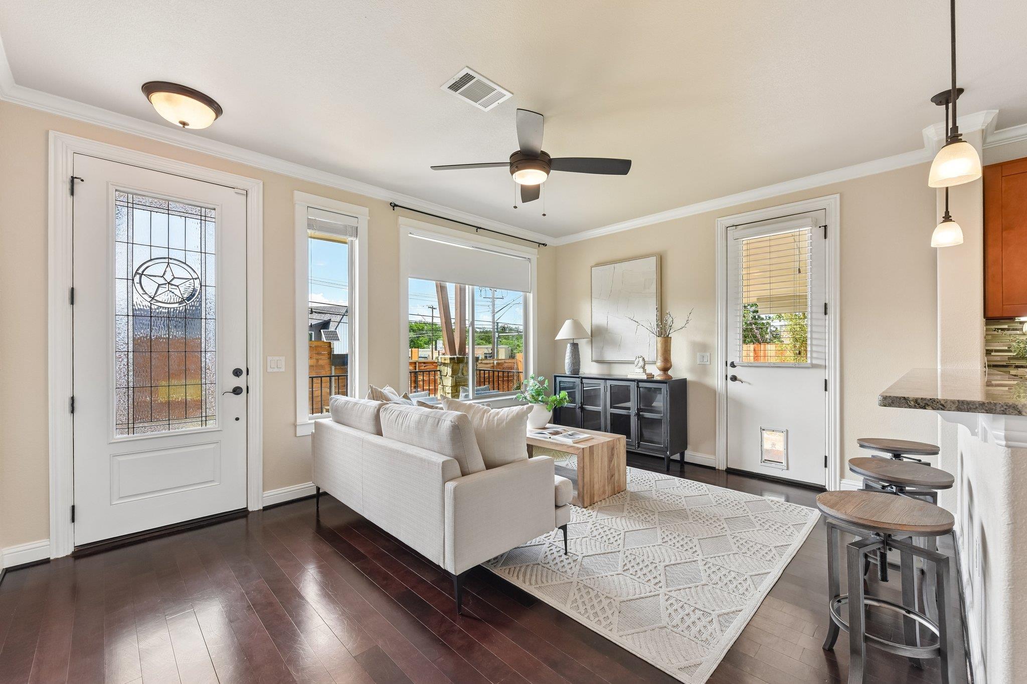 1185 Springdale Rd, Austin, TX 78721