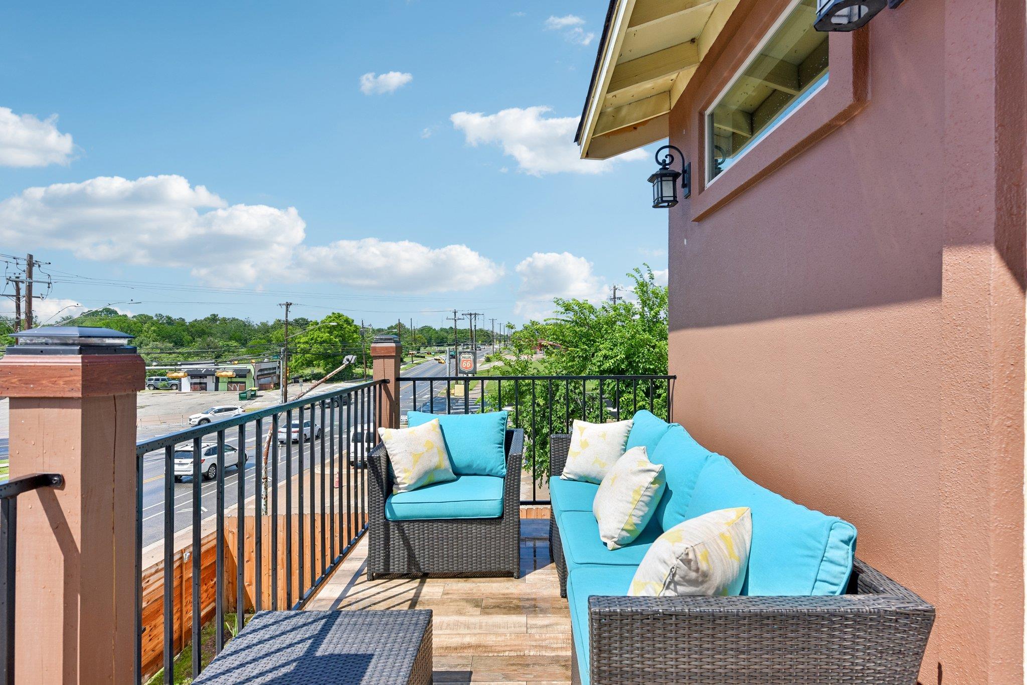 1185 Springdale Rd, Austin, TX 78721