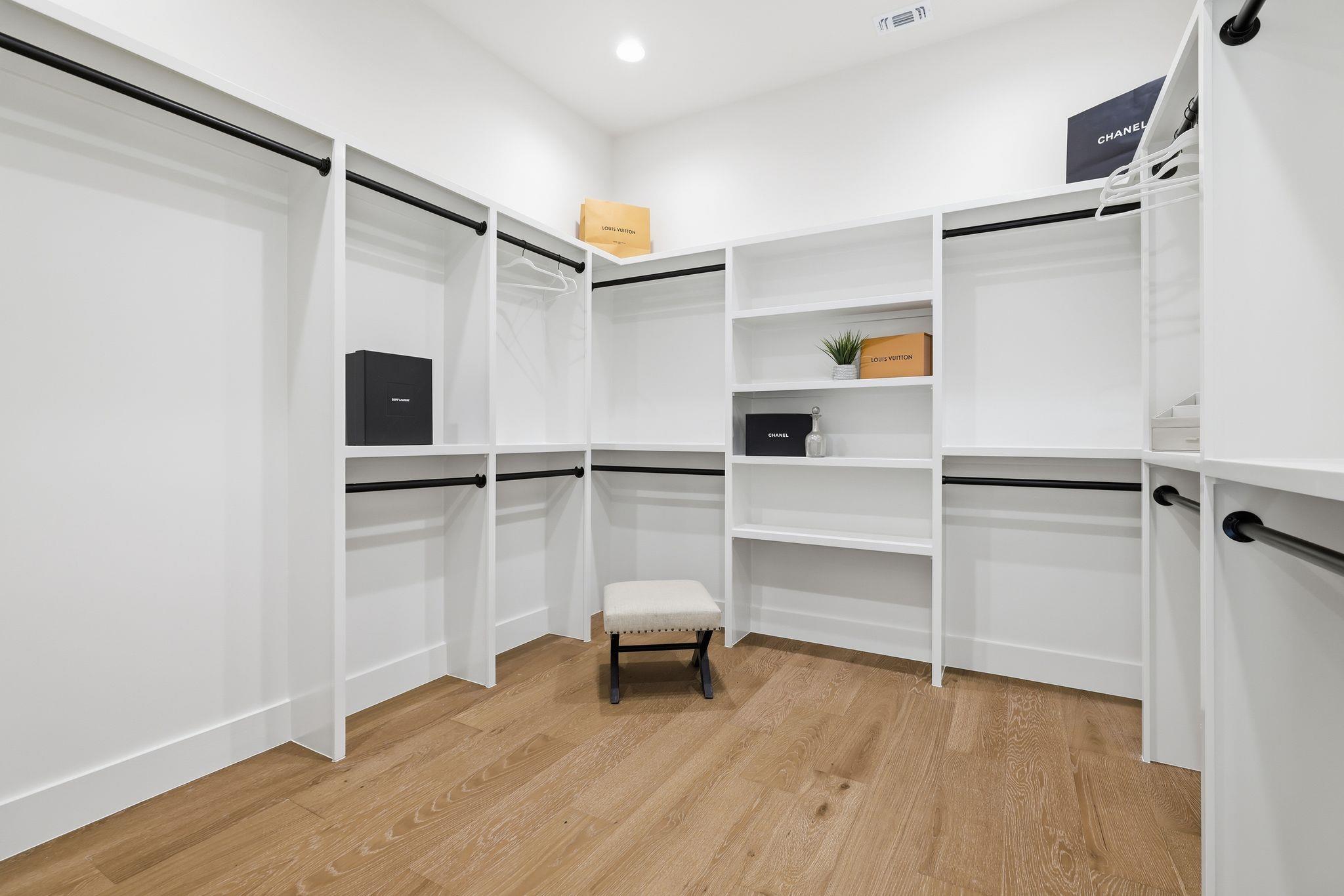 2803 Oak Park Dr, Austin, TX 78704