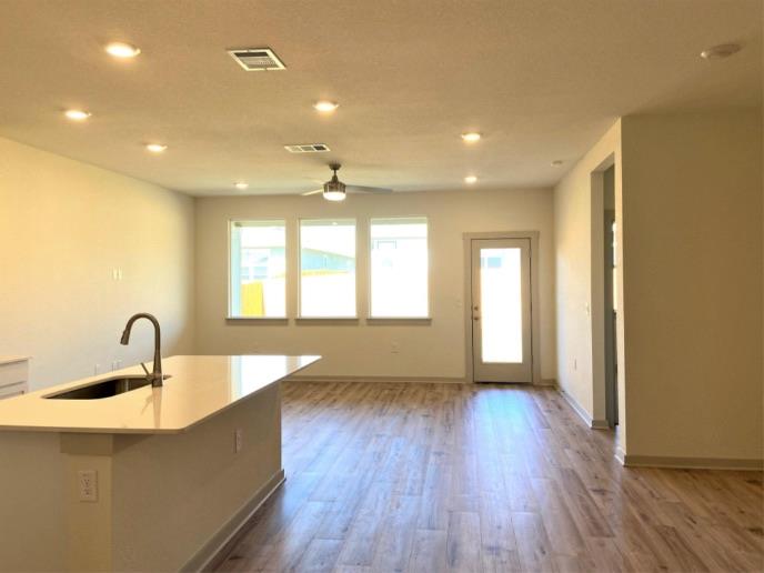 13704 Zuhause Dr, Pflugerville, TX 78660