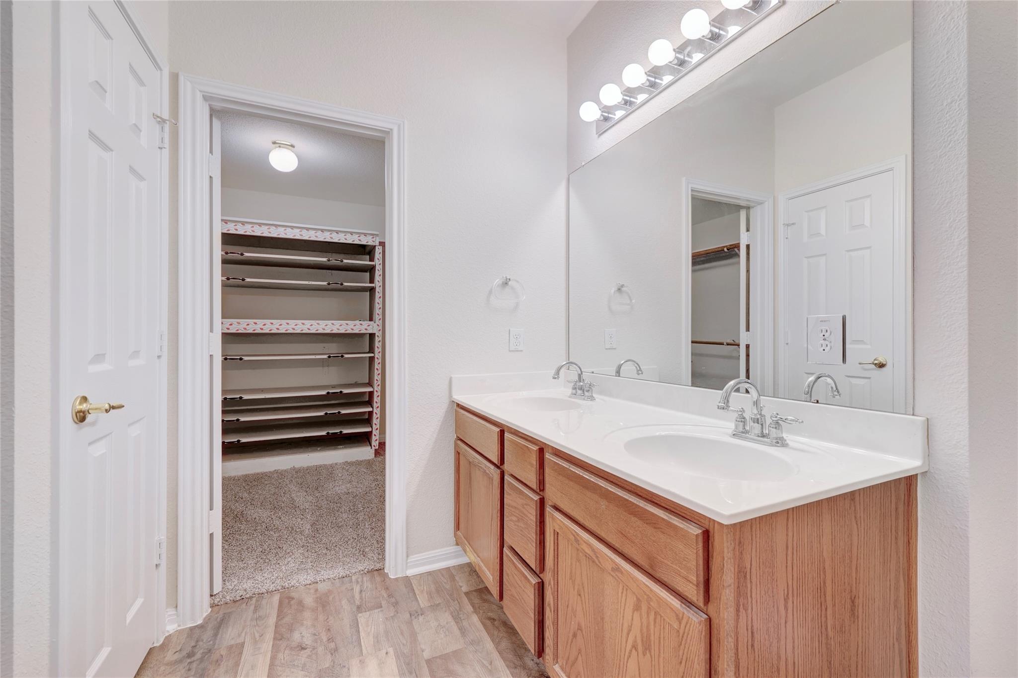 324 Avalanche Ave, Georgetown, TX 78626