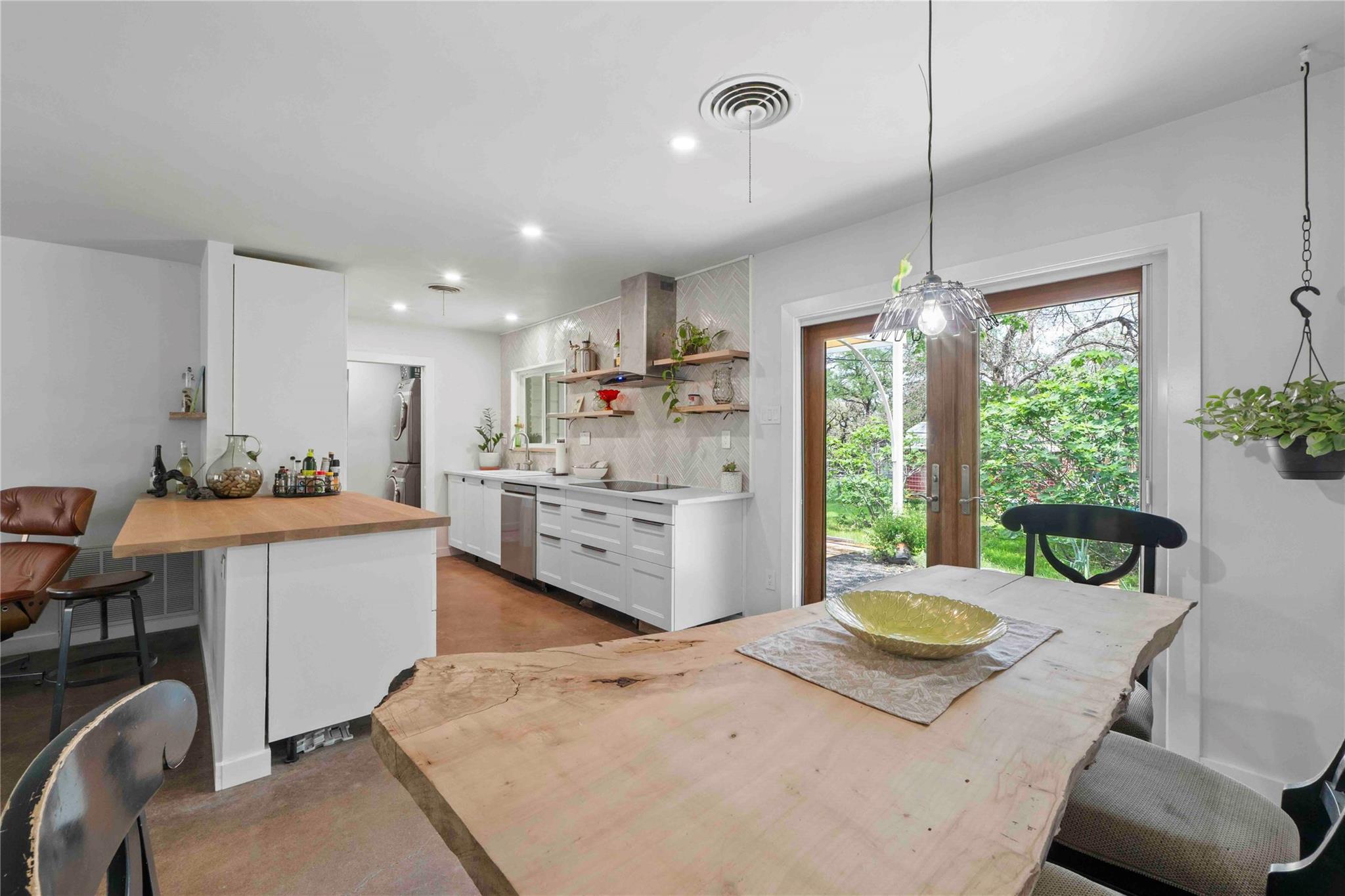 4505 Dudley Dr, Austin, TX 78735
