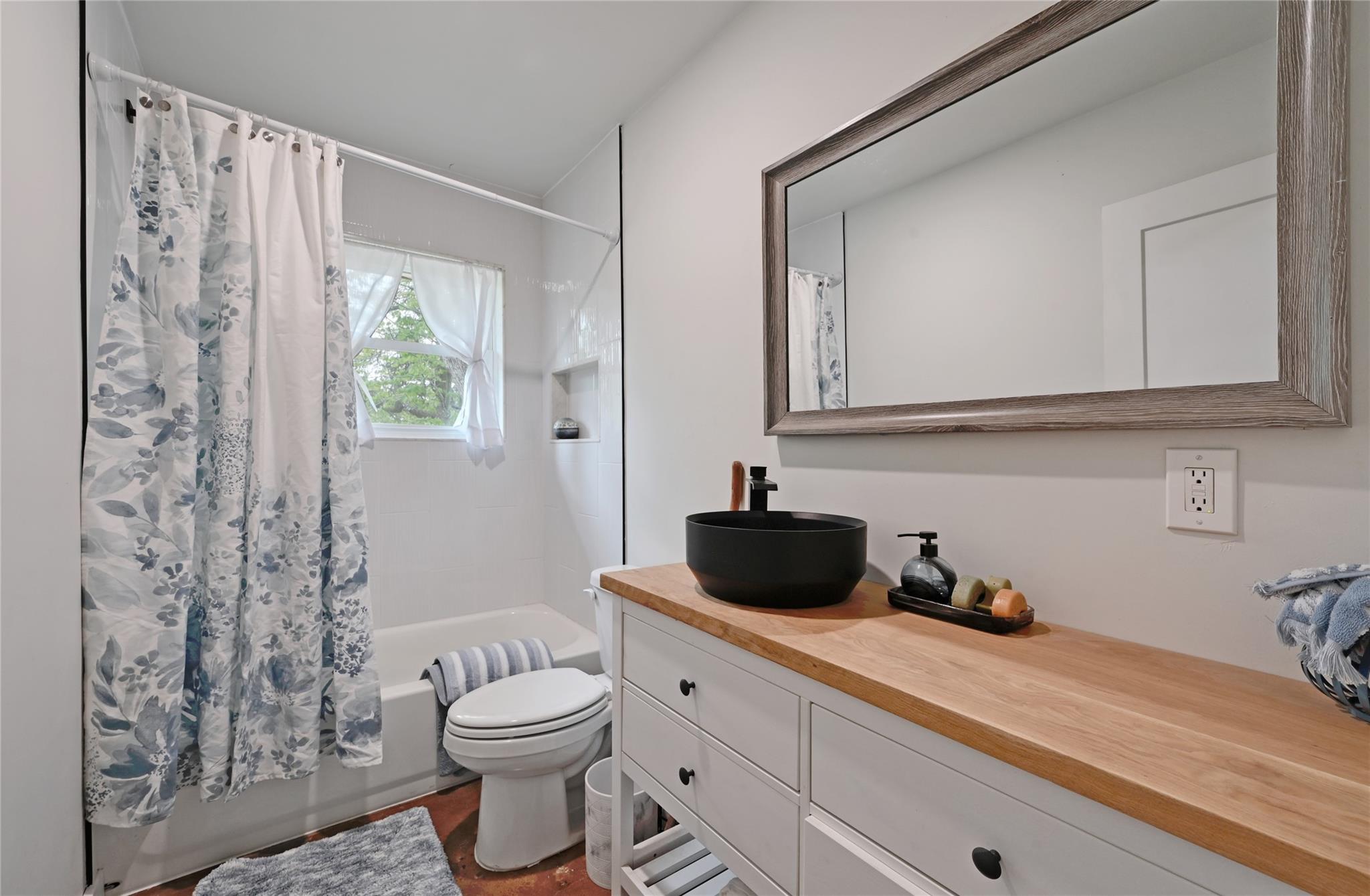4505 Dudley Dr, Austin, TX 78735