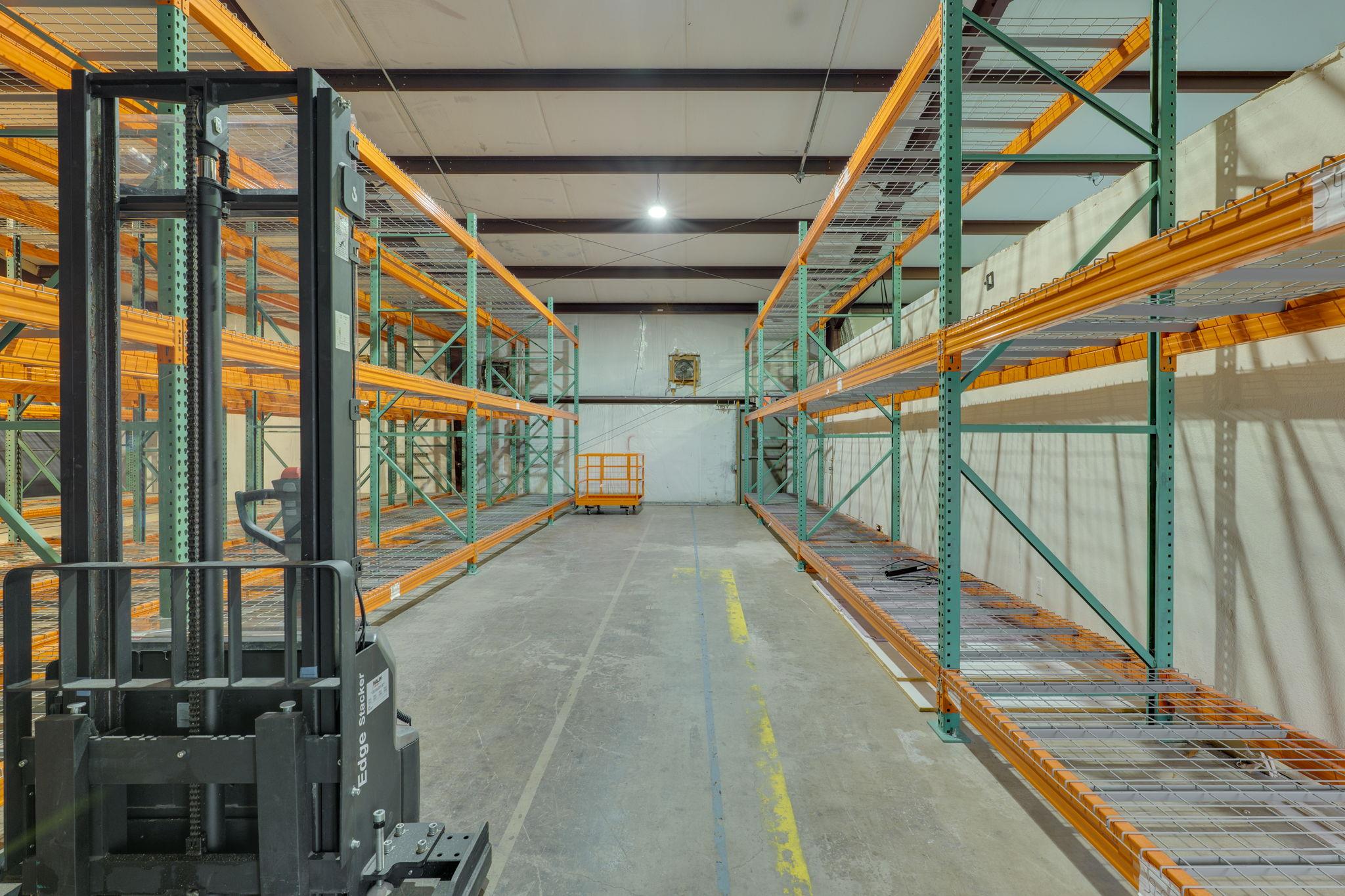14121 US 290 # Bldg 11-B, Austin, TX 78737