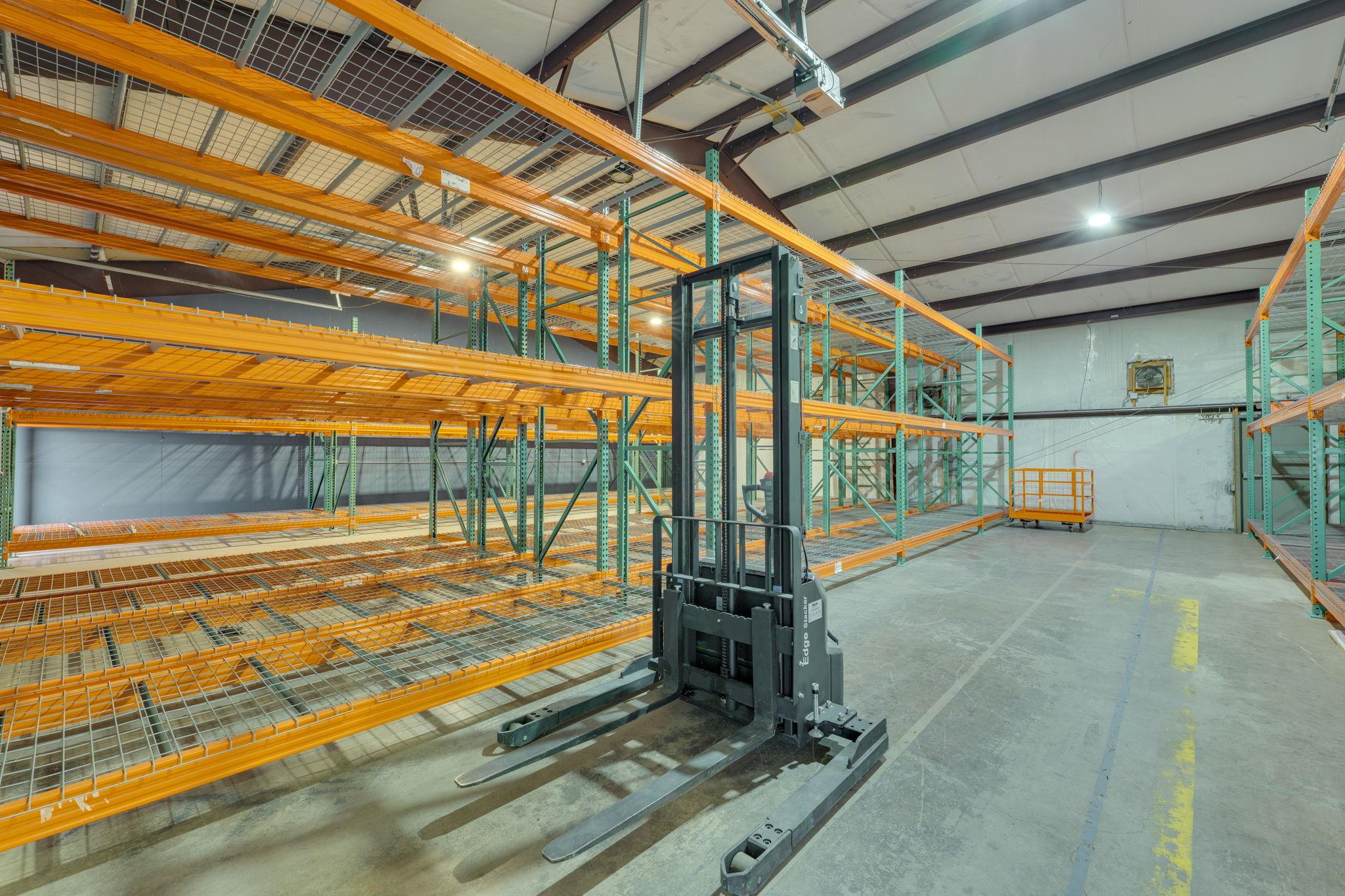 14121 US 290 # Bldg 11-B, Austin, TX 78737