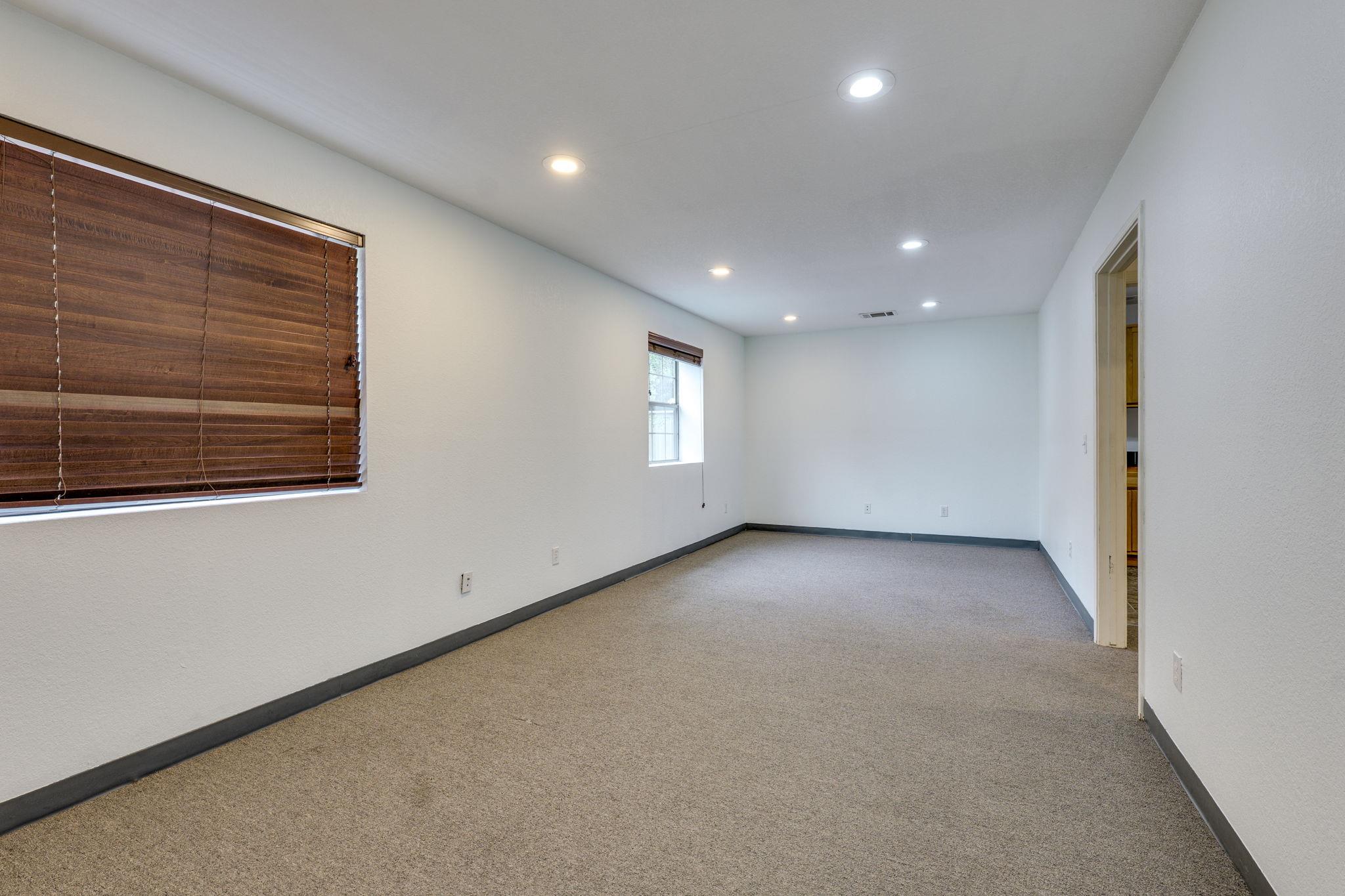 14121 US 290 # Bldg 11-B, Austin, TX 78737