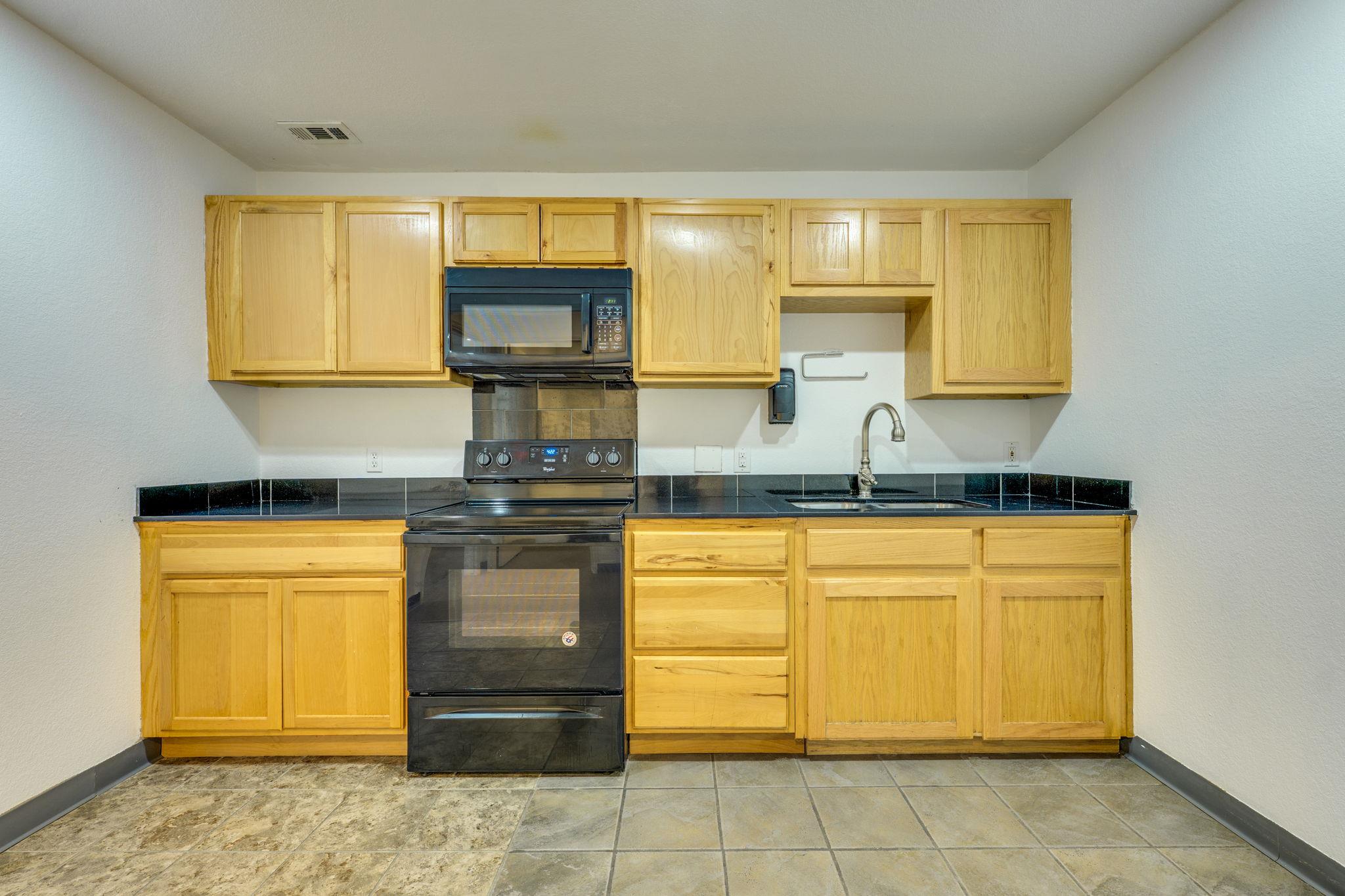 14121 US 290 # Bldg 11-B, Austin, TX 78737