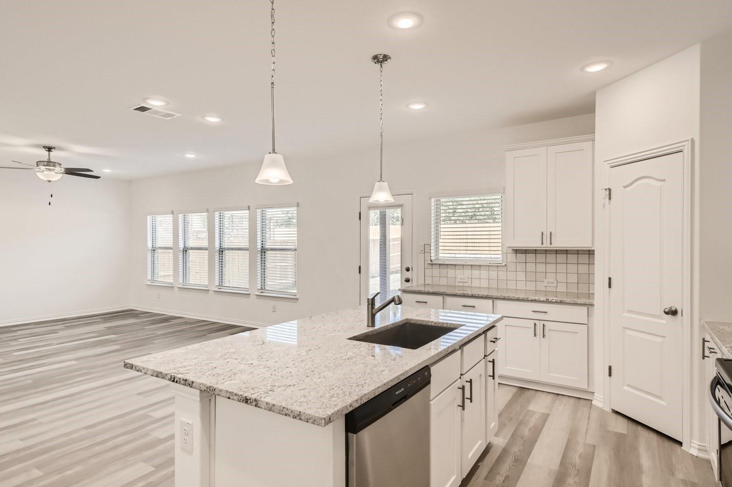 1014 Ridge Runner Dr, Georgetown, TX 78628