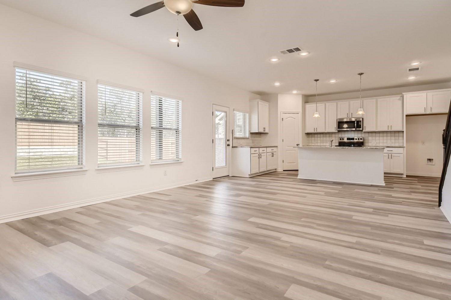 1014 Ridge Runner Dr, Georgetown, TX 78628