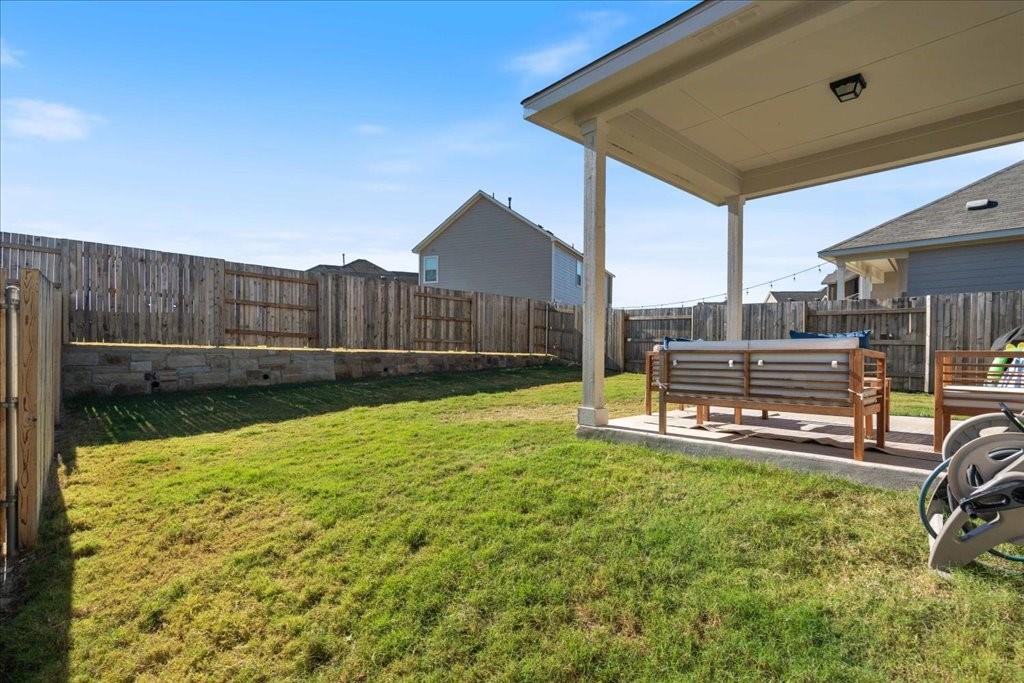 376-A Papaya Dr, Buda, TX 78610