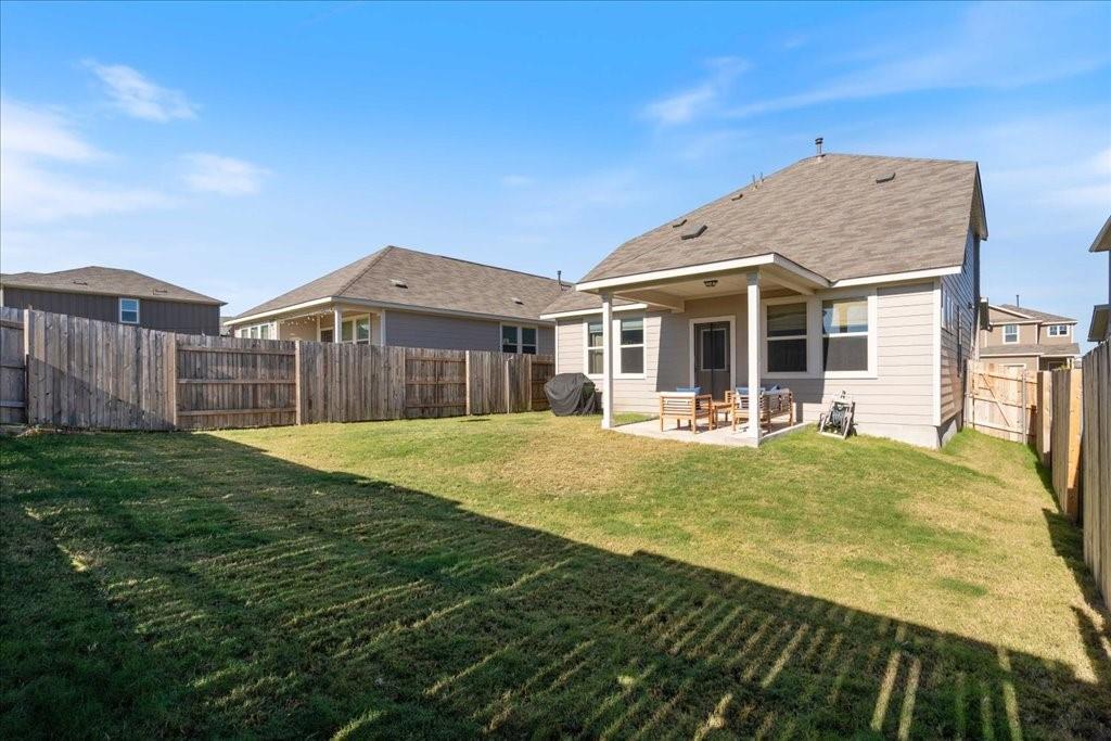 376-A Papaya Dr, Buda, TX 78610