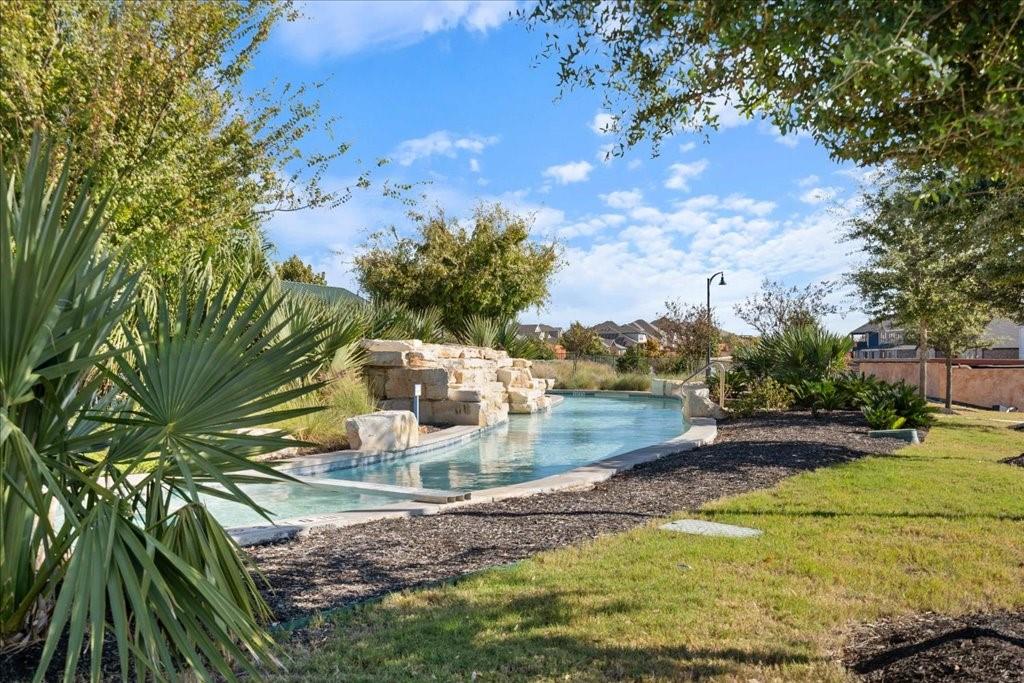 376-A Papaya Dr, Buda, TX 78610