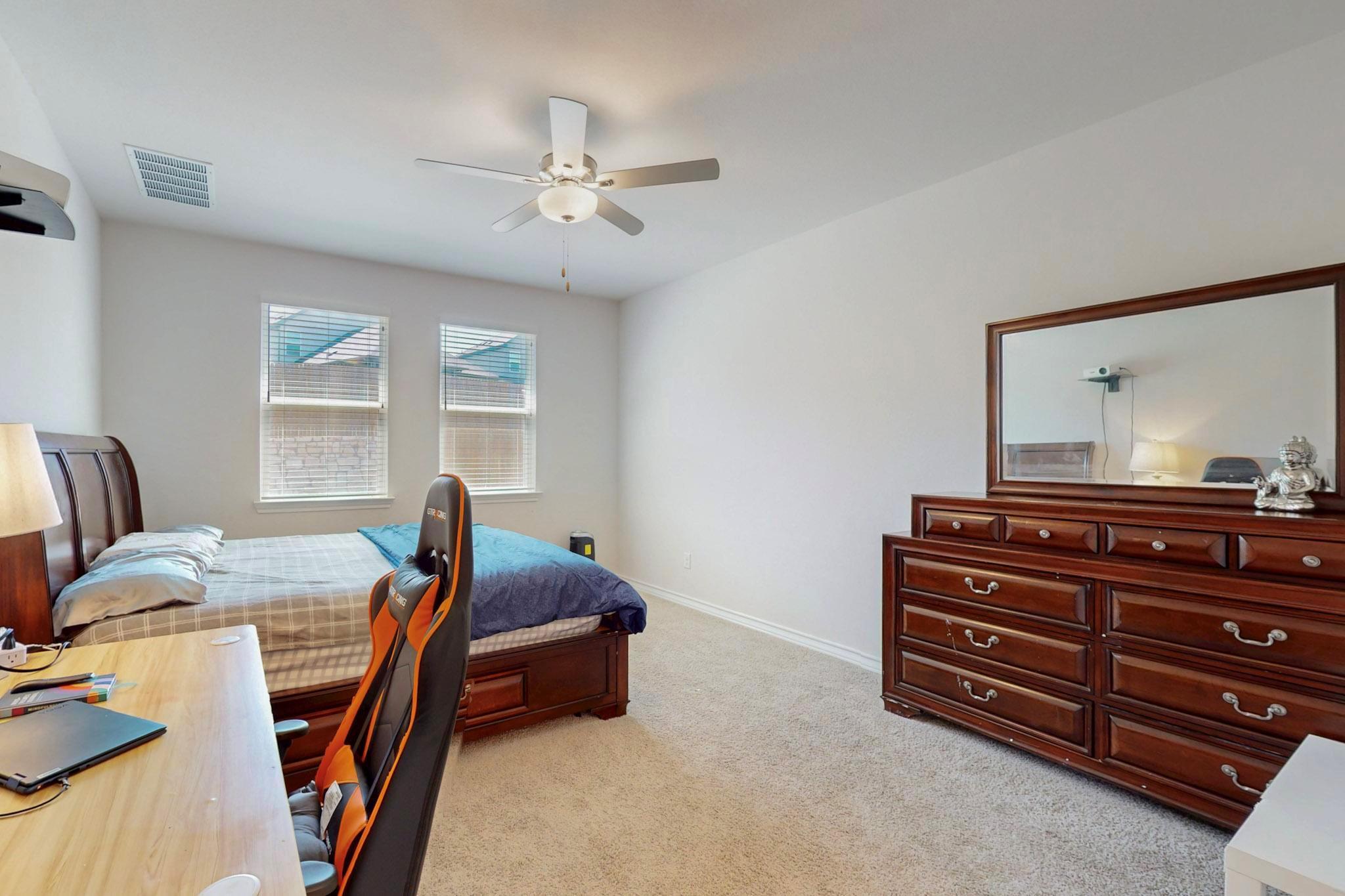 101 Breccia Trl, Liberty Hill, TX 78642