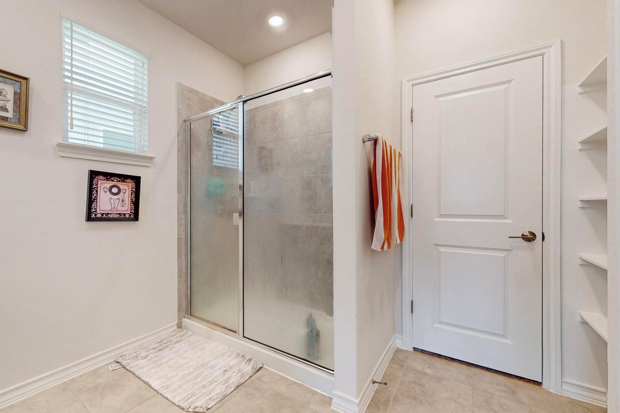 101 Breccia Trl, Liberty Hill, TX 78642