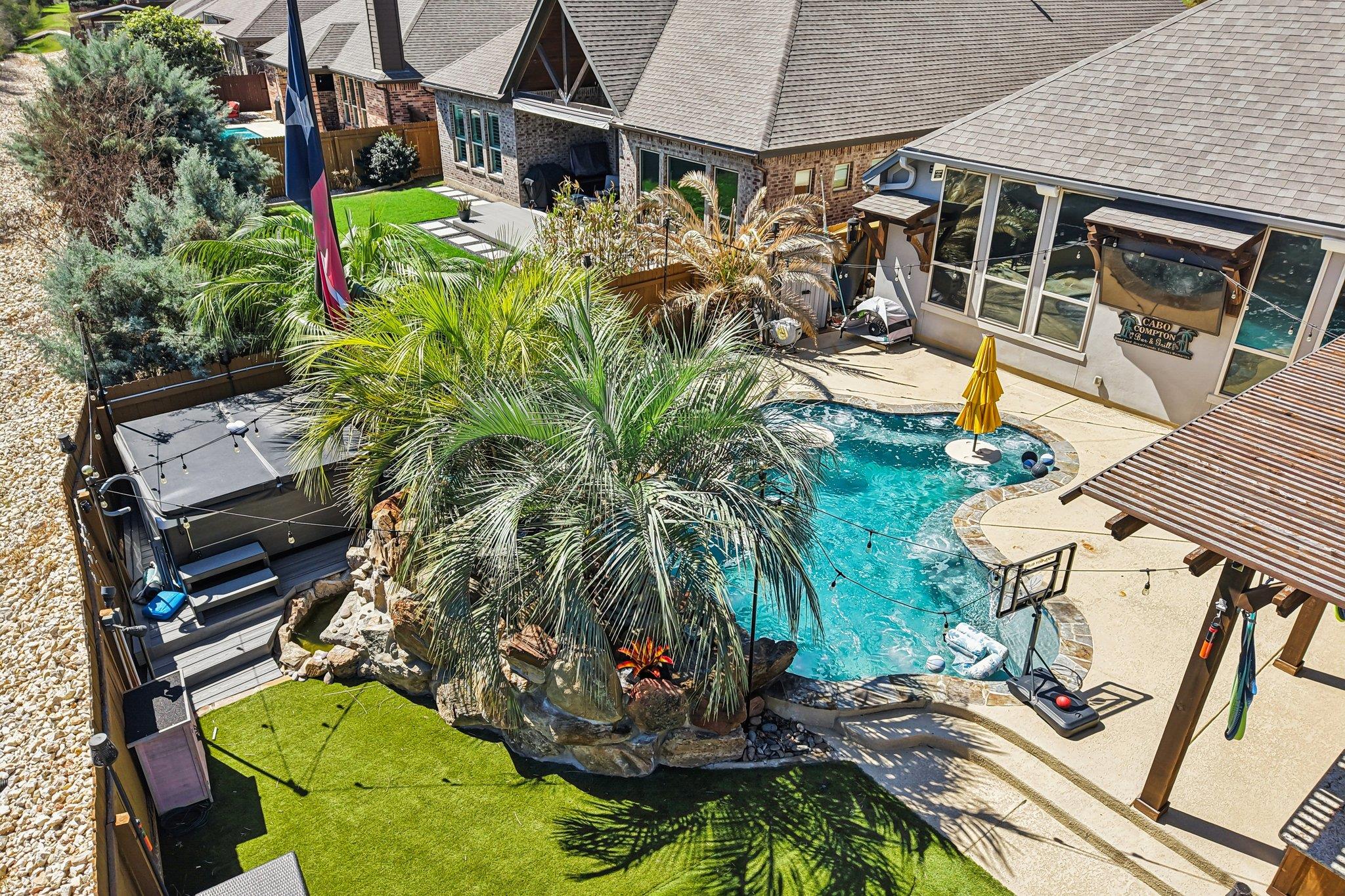 988 Carriage Loop Loop, New Braunfels, TX 78132