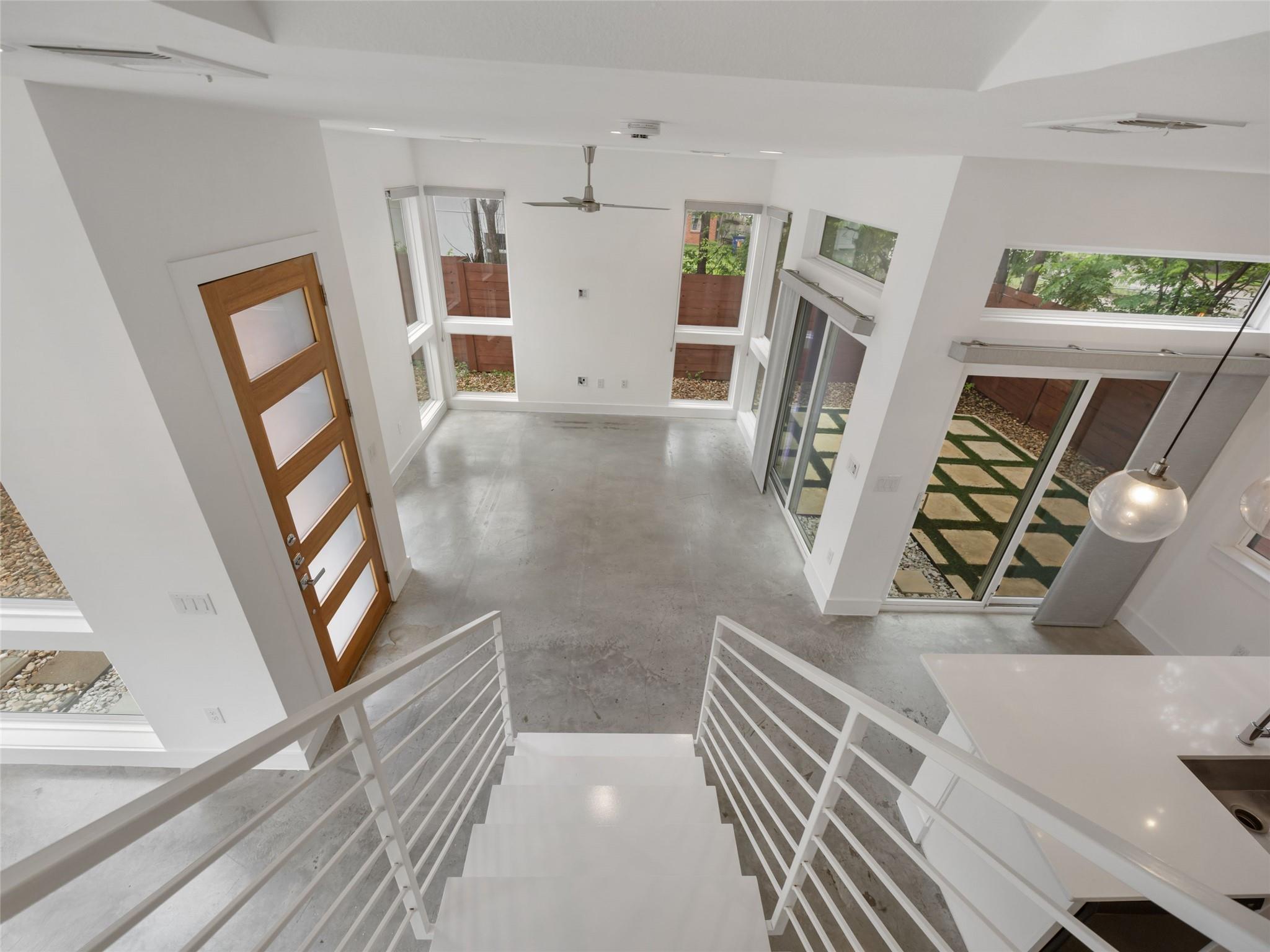 513 W Croslin St # B, Austin, TX 78752