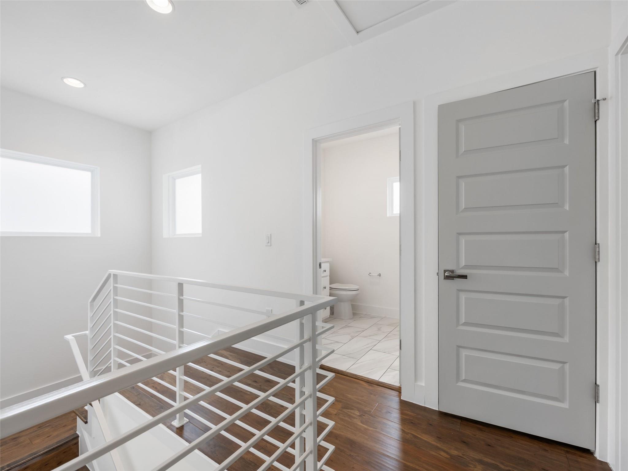 513 W Croslin St # B, Austin, TX 78752