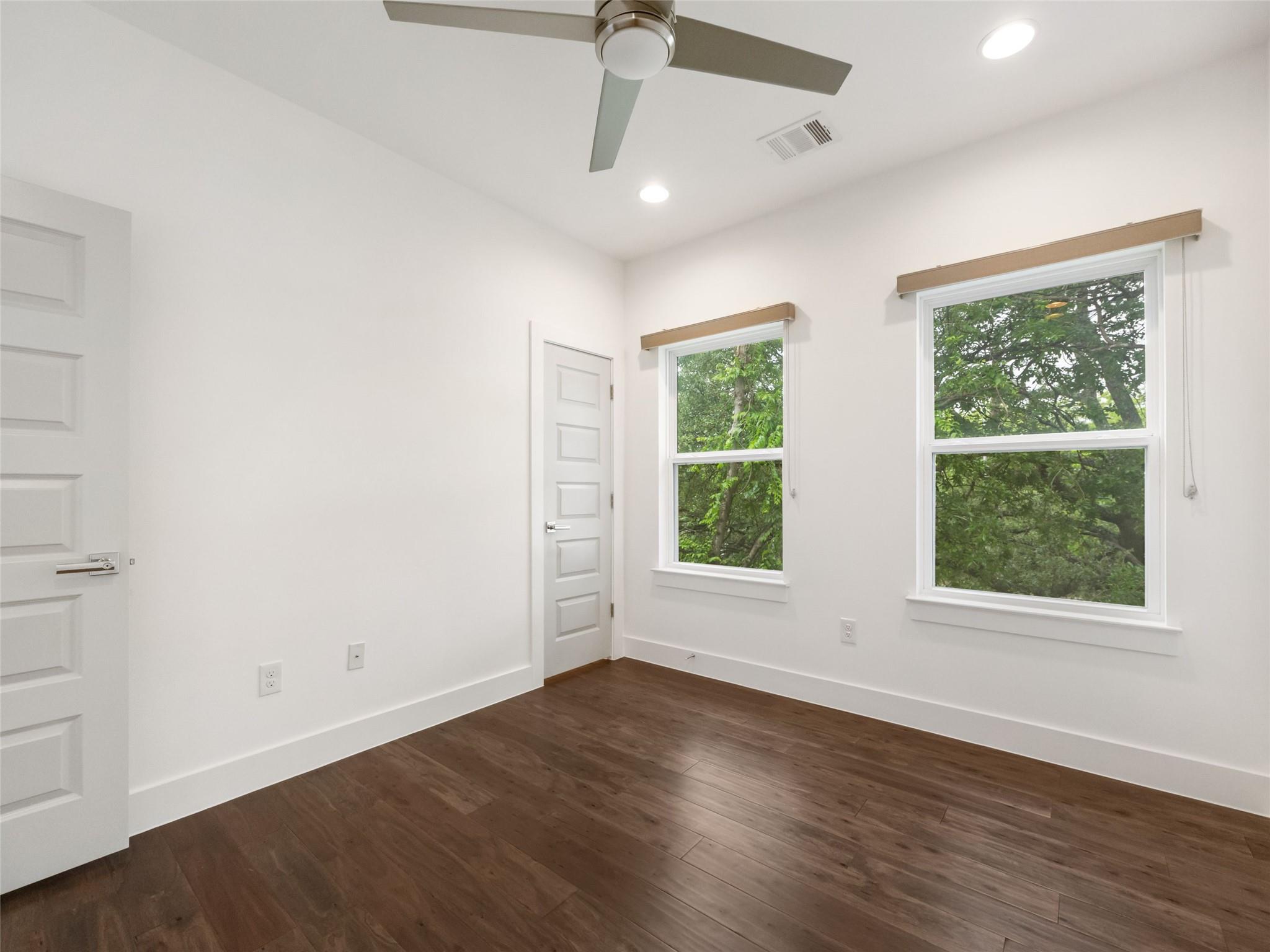 513 W Croslin St # B, Austin, TX 78752
