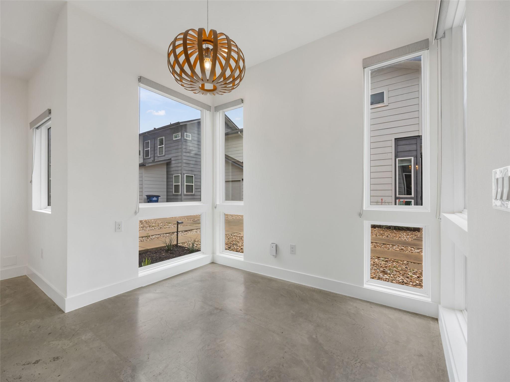 513 W Croslin St # B, Austin, TX 78752