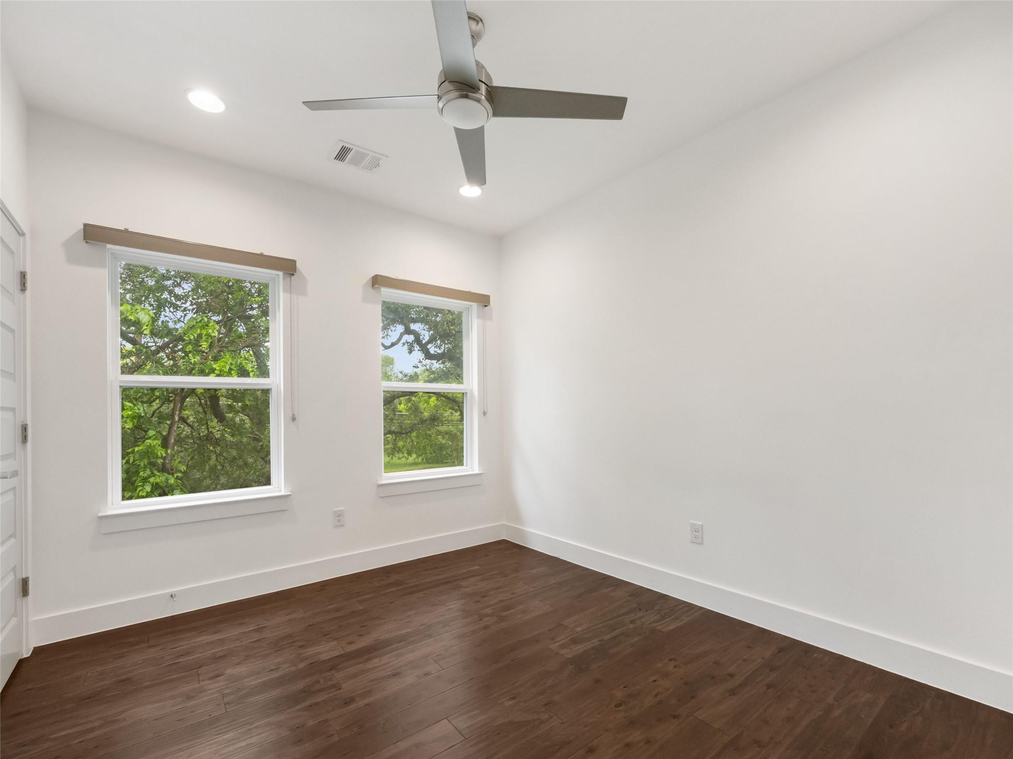 513 W Croslin St # B, Austin, TX 78752