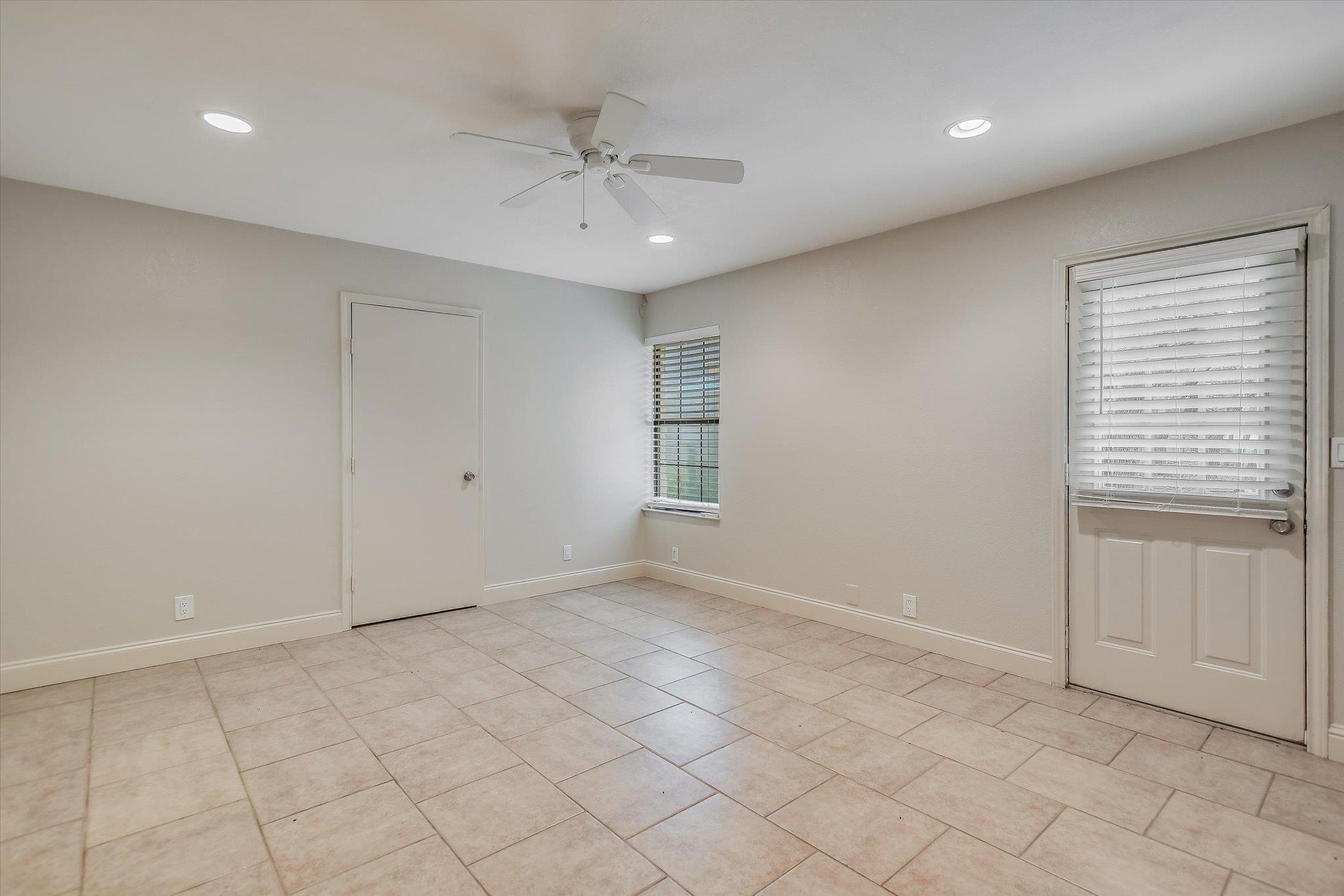 328 Fawnridge St, Georgetown, TX 78628