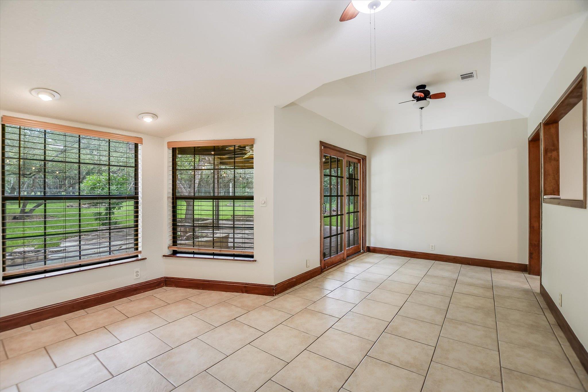 328 Fawnridge St, Georgetown, TX 78628