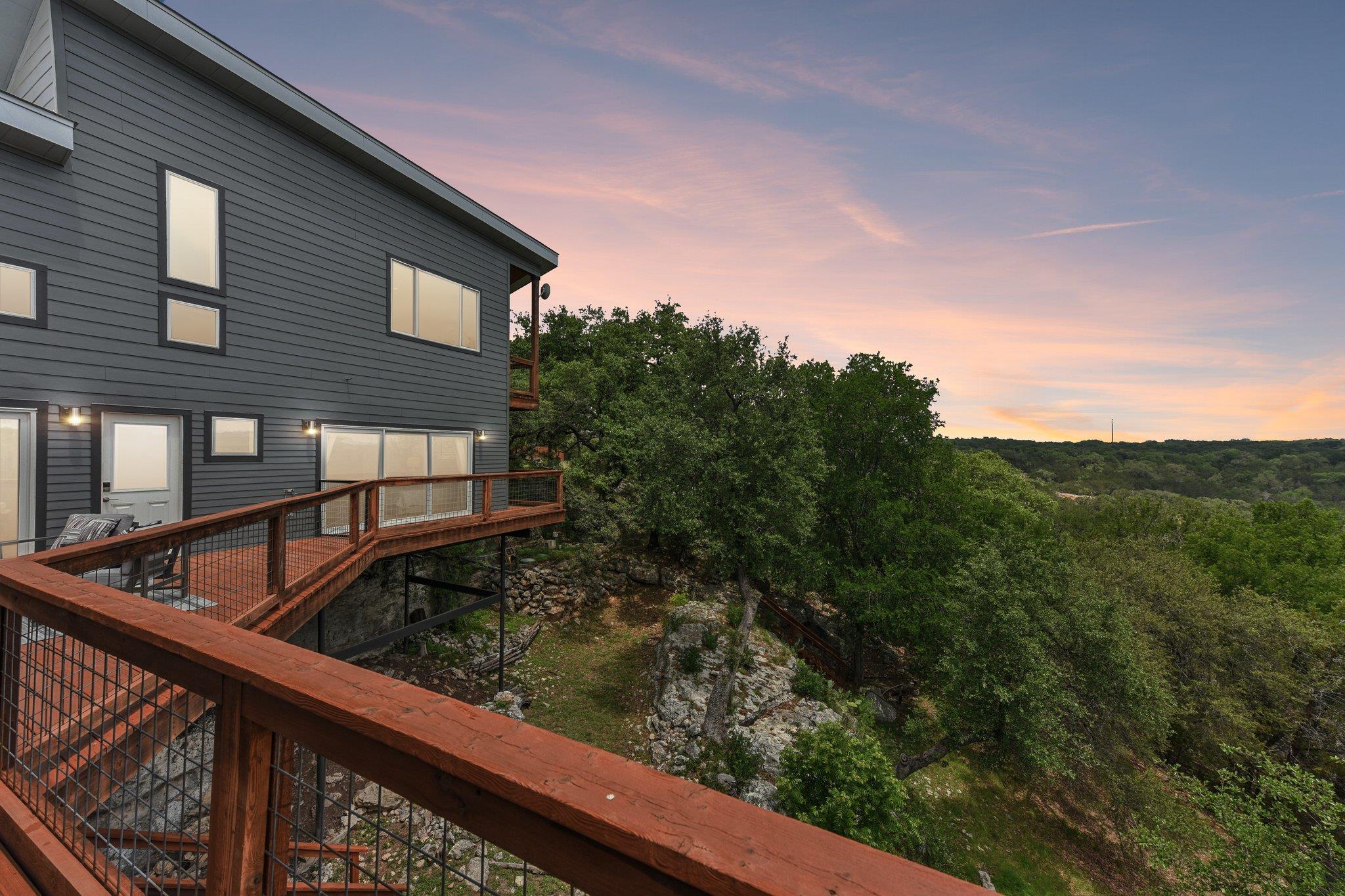471 Turkey Dr, Dripping Springs, TX 78620