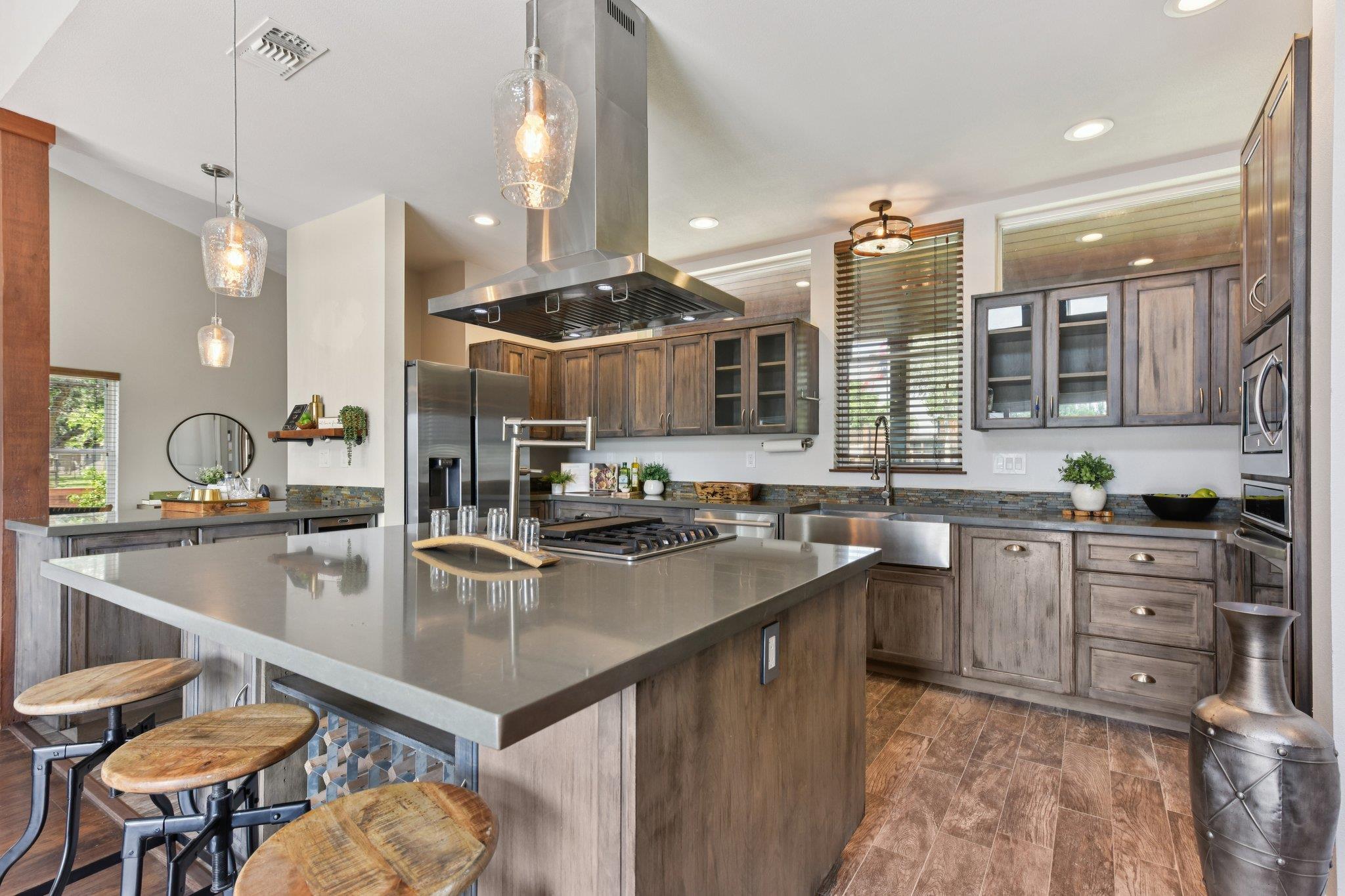 471 Turkey Dr, Dripping Springs, TX 78620