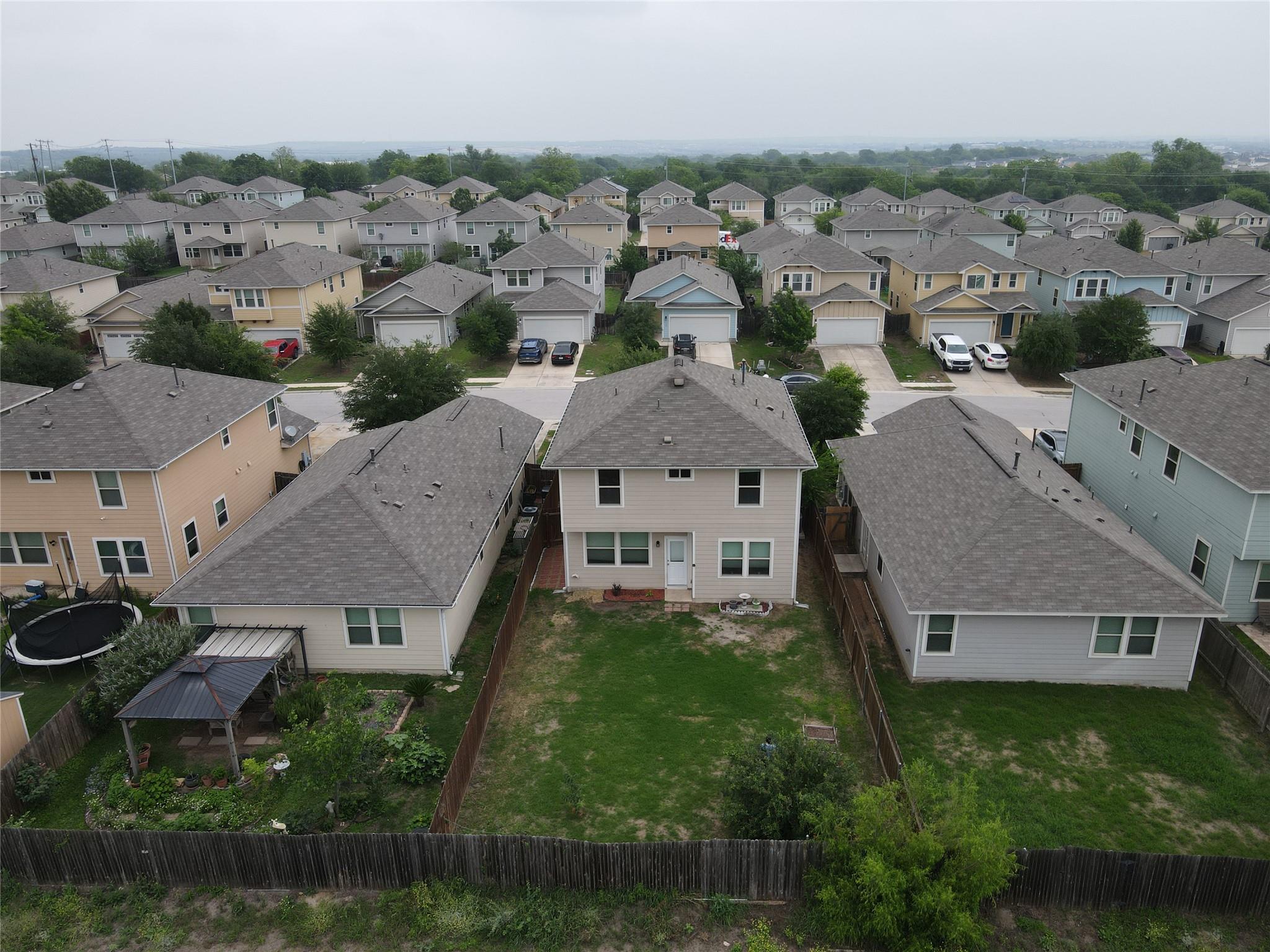 139 Corvid Dr, Buda, TX 78610