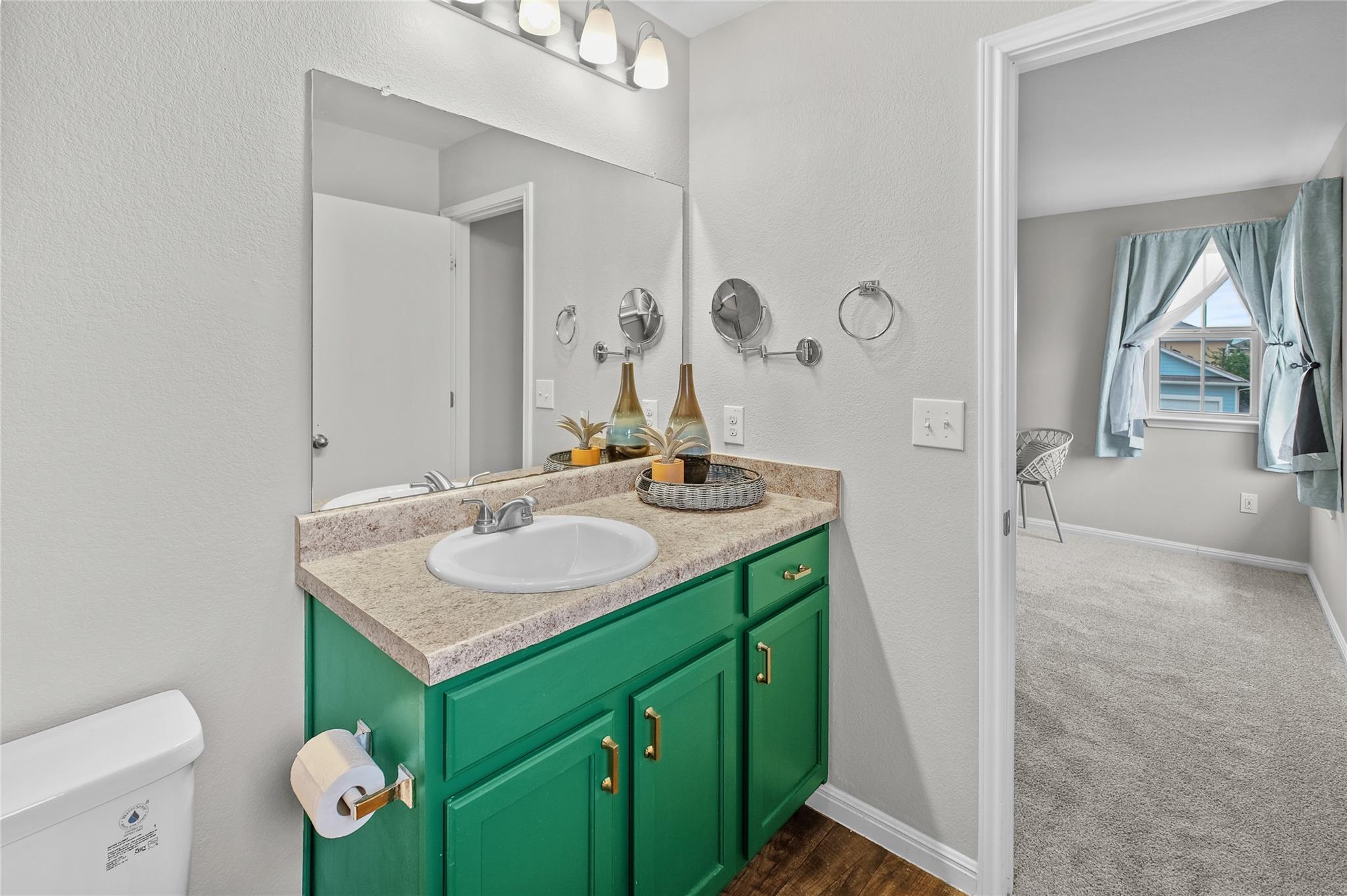 139 Corvid Dr, Buda, TX 78610