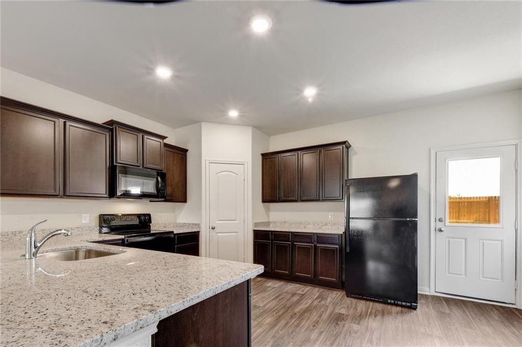 317 Hyacinth Way, Jarrell, TX 76537