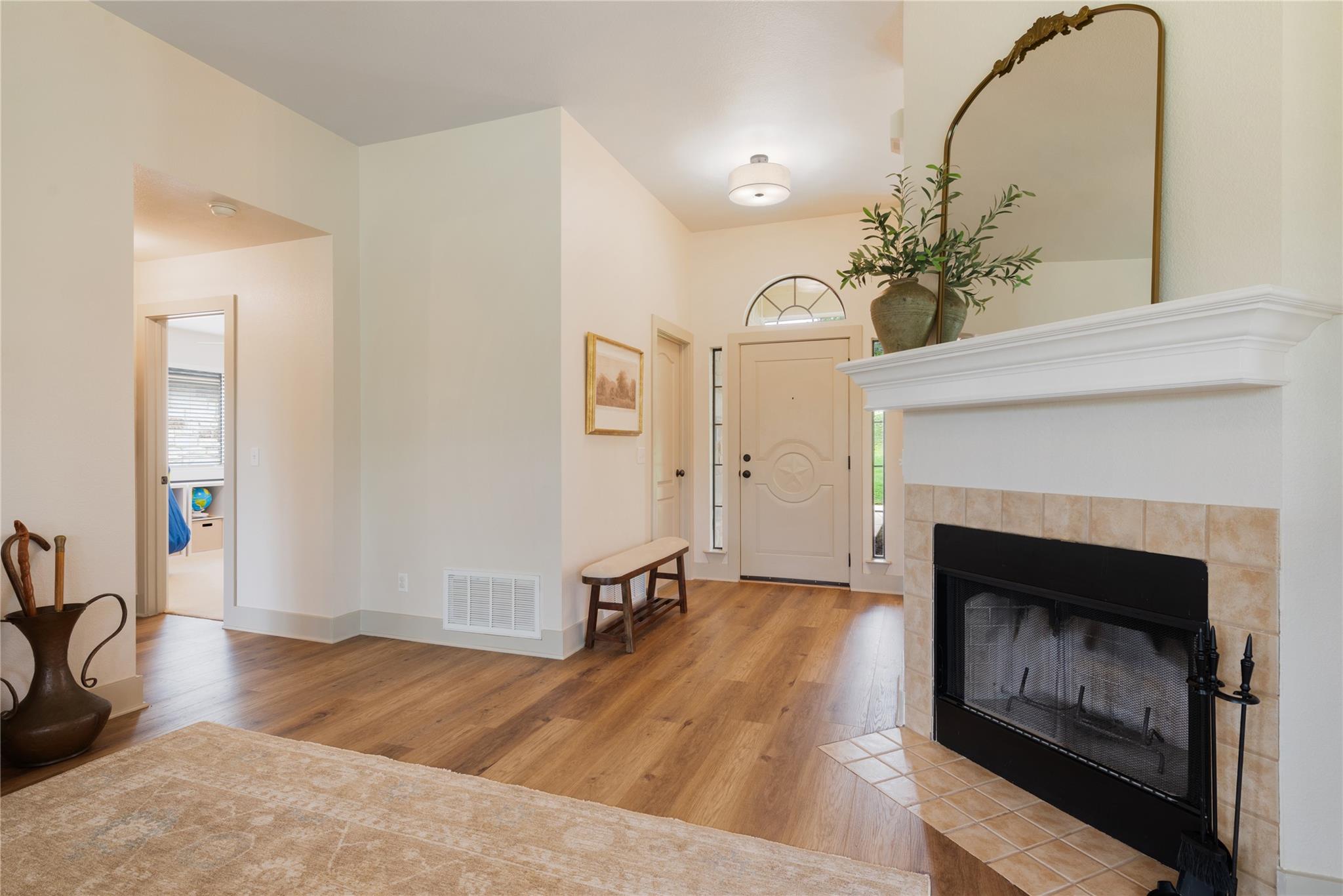 10102 Twin Lake Loop, Dripping Springs, TX 78620