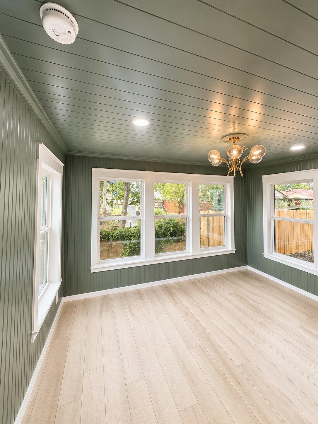 223 NW Front St, Bartlett, TX 76511