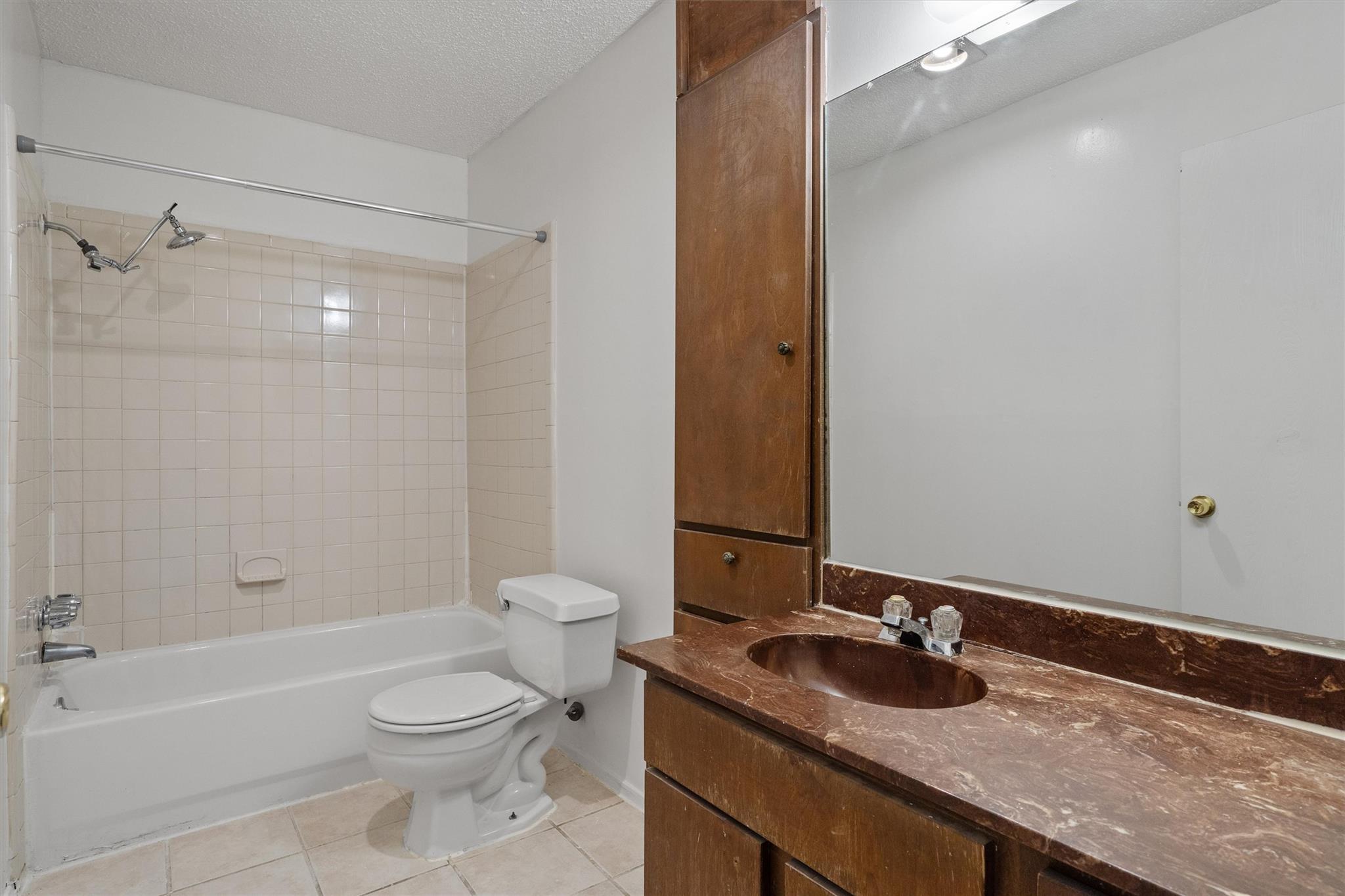 5304 Indio Cir # B, Austin, TX 78745
