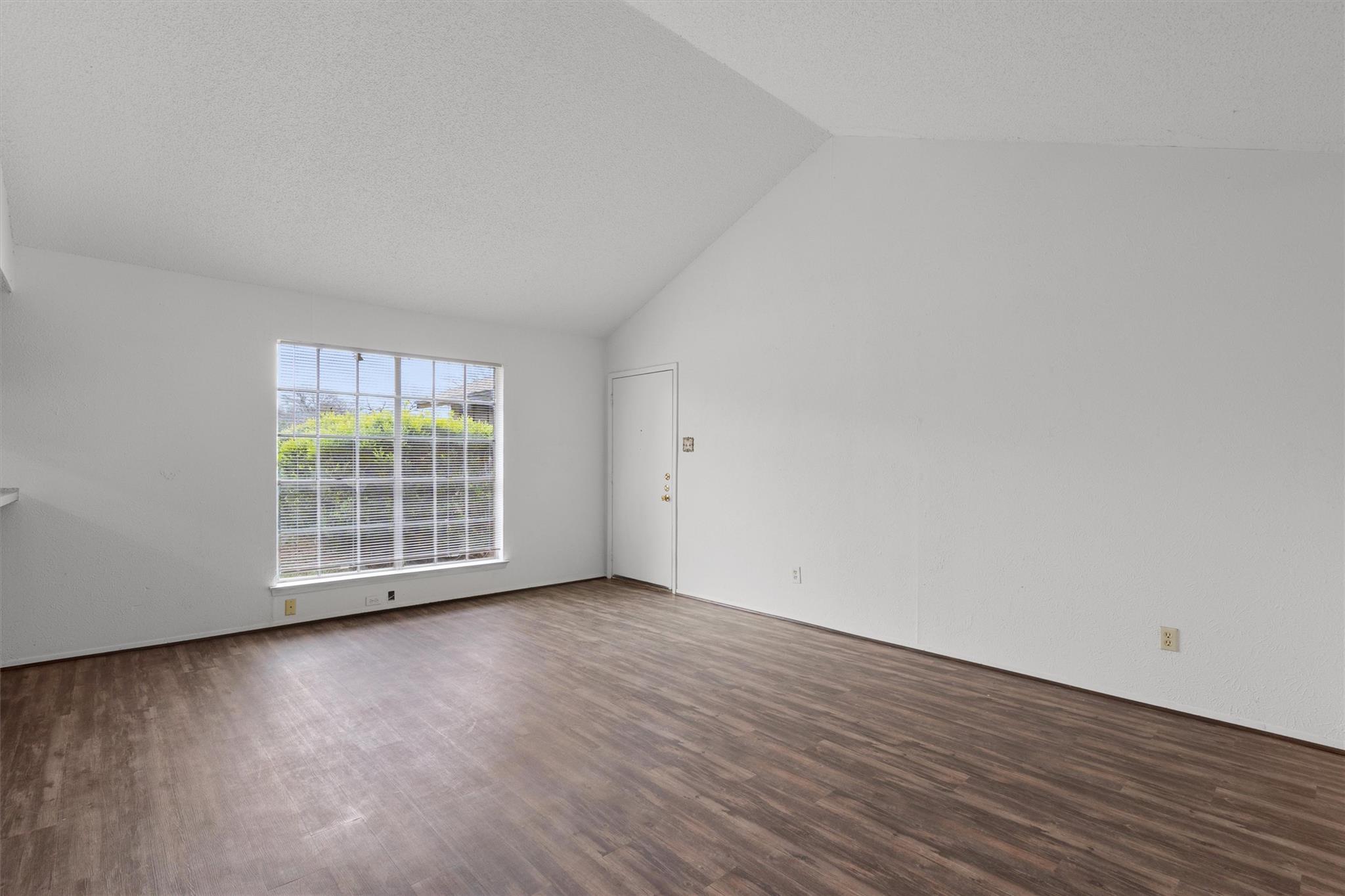 5304 Indio Cir # B, Austin, TX 78745