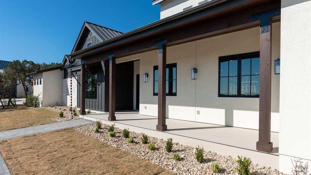 15700 Grumbles Ln NW, Bee Cave, TX 78738