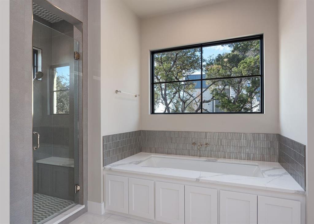 15700 Grumbles Ln NW, Bee Cave, TX 78738