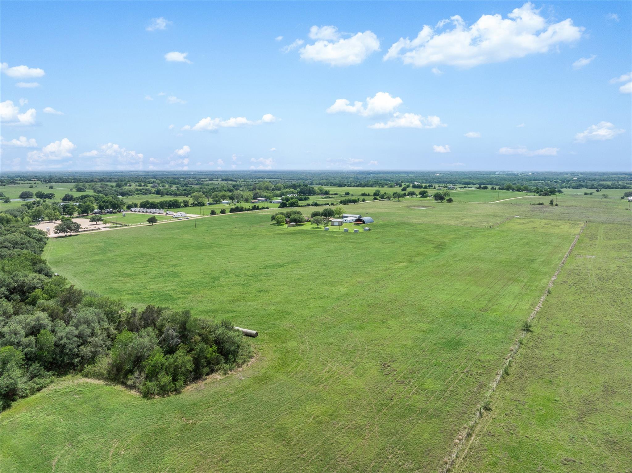 1931 Bruno Rd, Schulenburg, TX 78956
