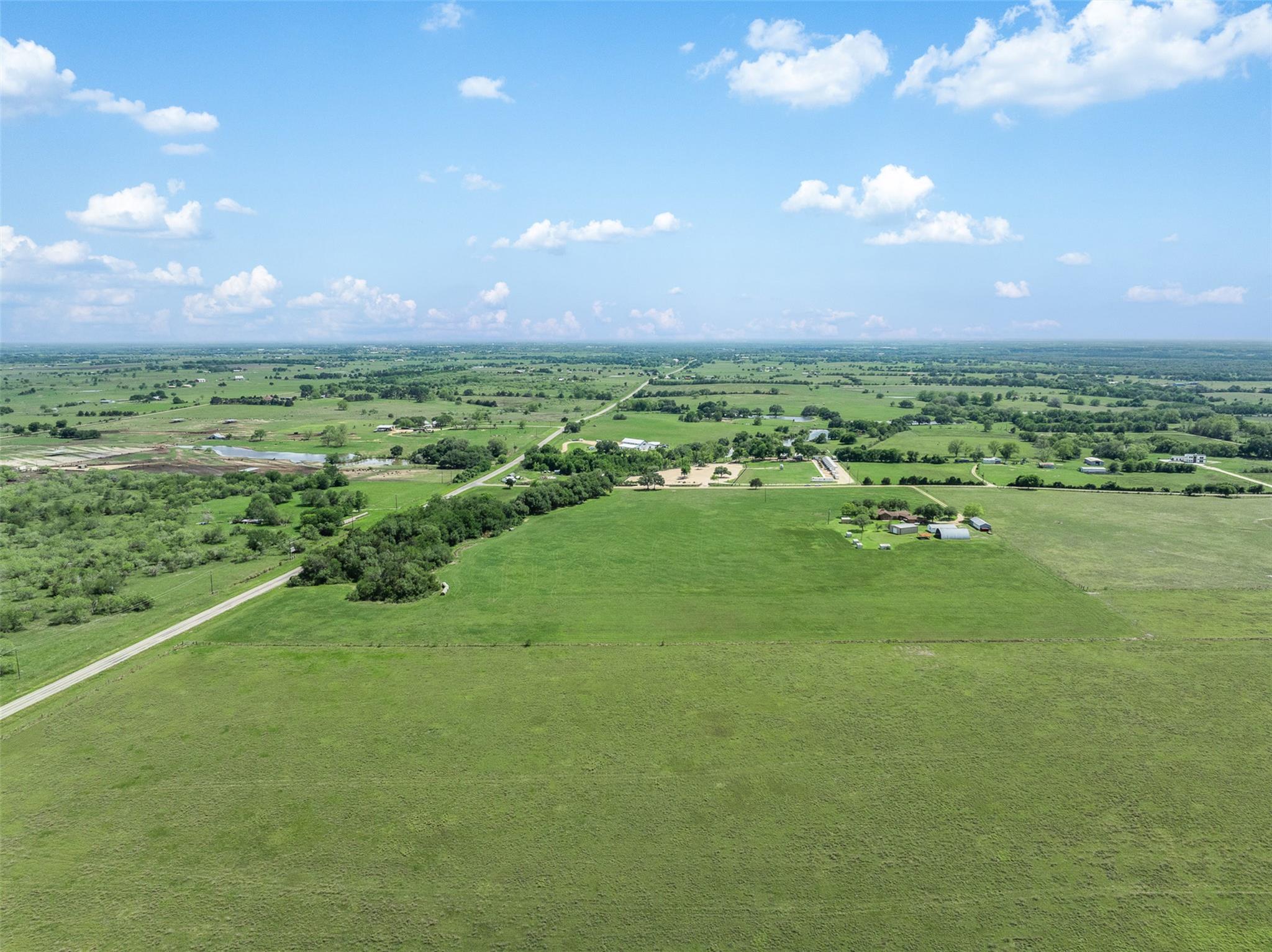 1931 Bruno Rd, Schulenburg, TX 78956