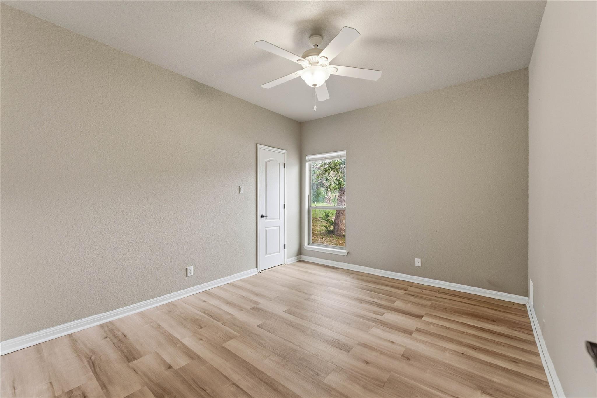 205 Sendera Xing, La Vernia, TX 78121