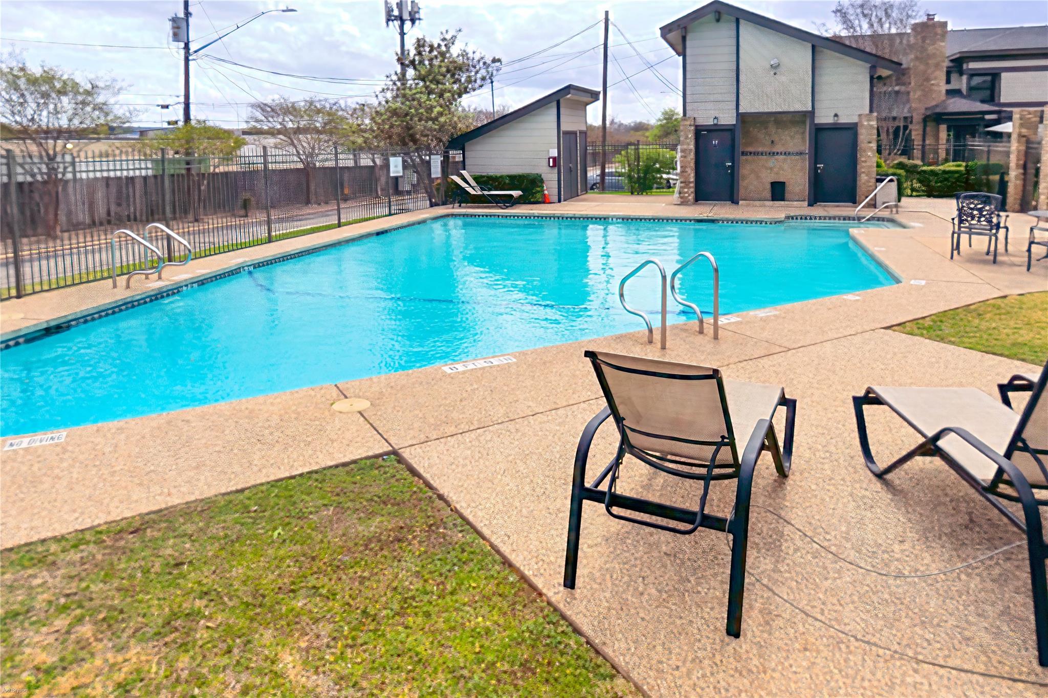 1748 Ohlen Rd # 3, Austin, TX 78757