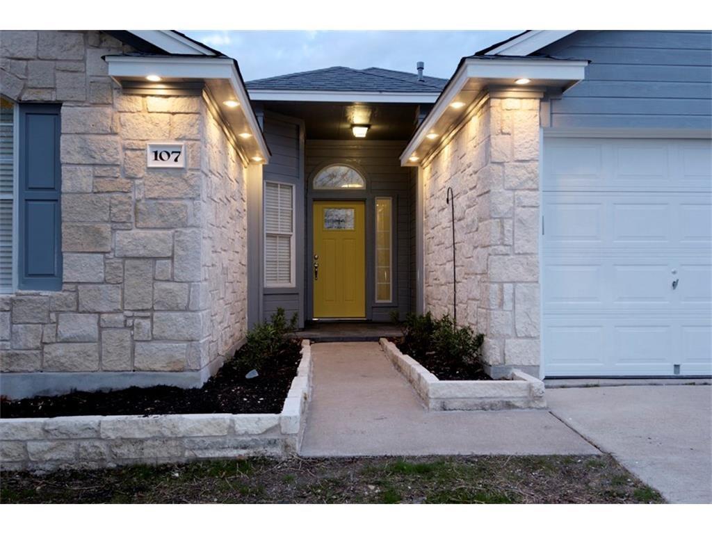 107 Tanglewood Ln, Hutto, TX 78634