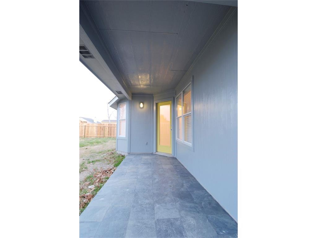 107 Tanglewood Ln, Hutto, TX 78634