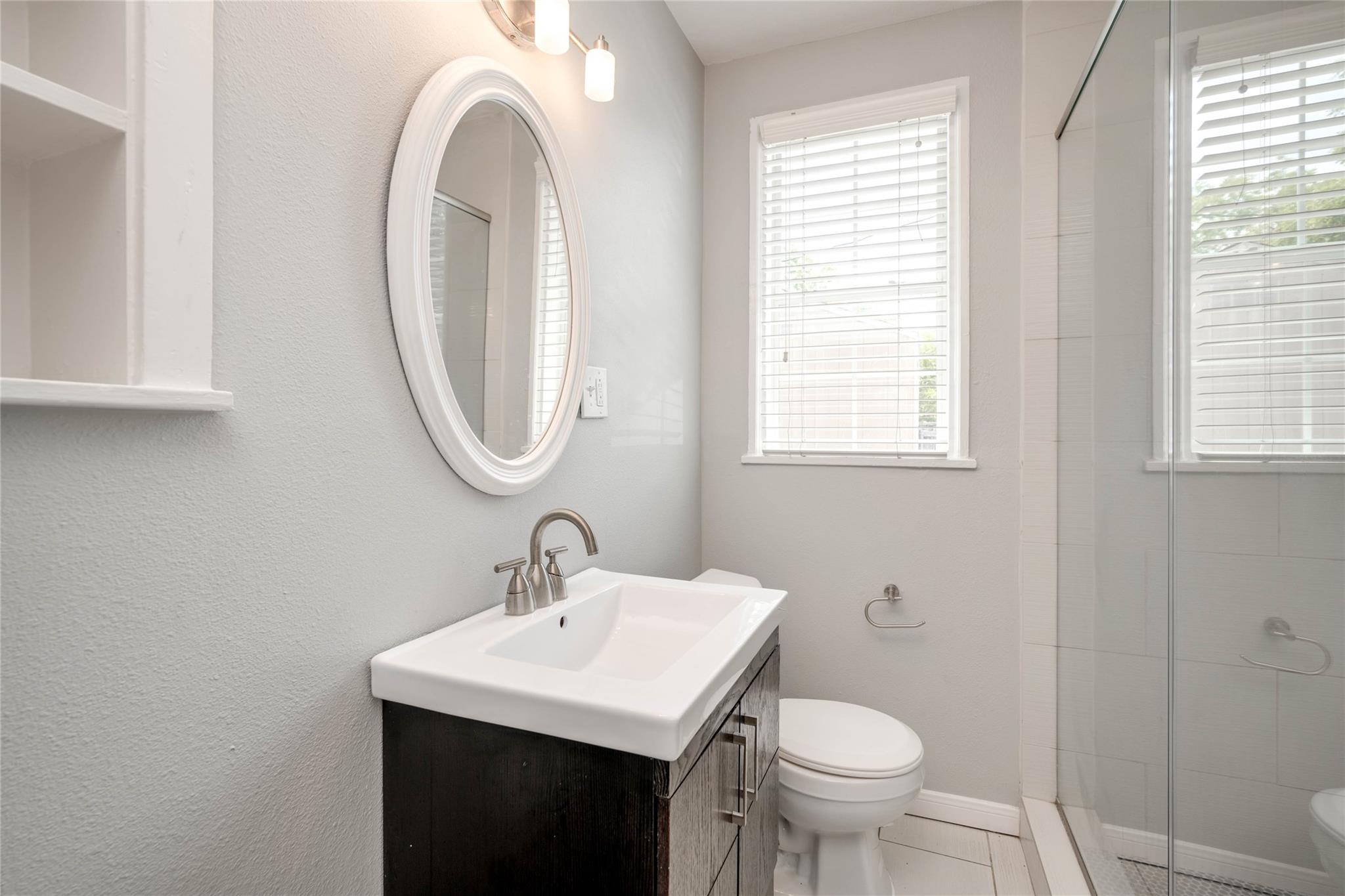 807 W 12th St # A, Austin, TX 78701