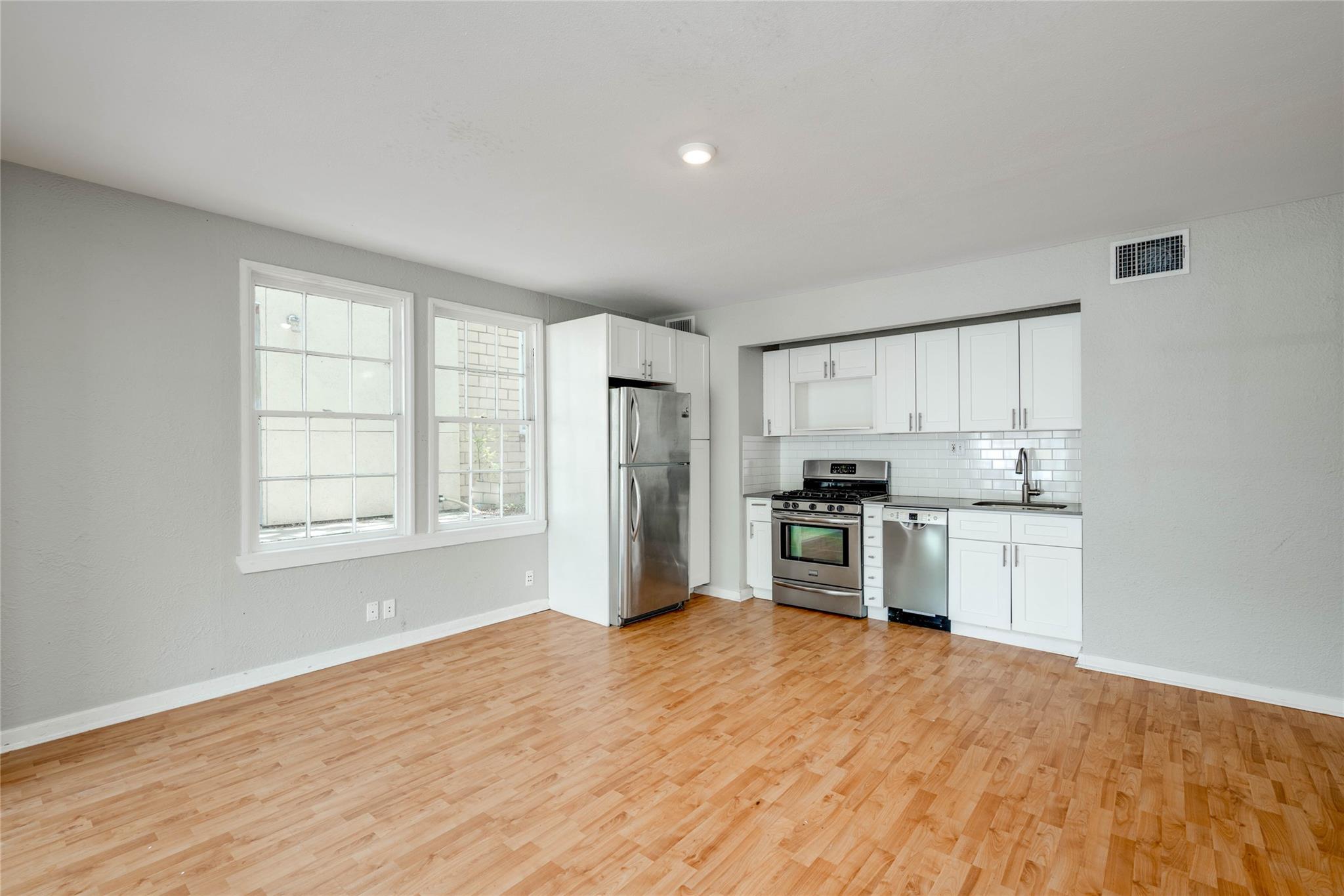 807 W 12th St # A, Austin, TX 78701