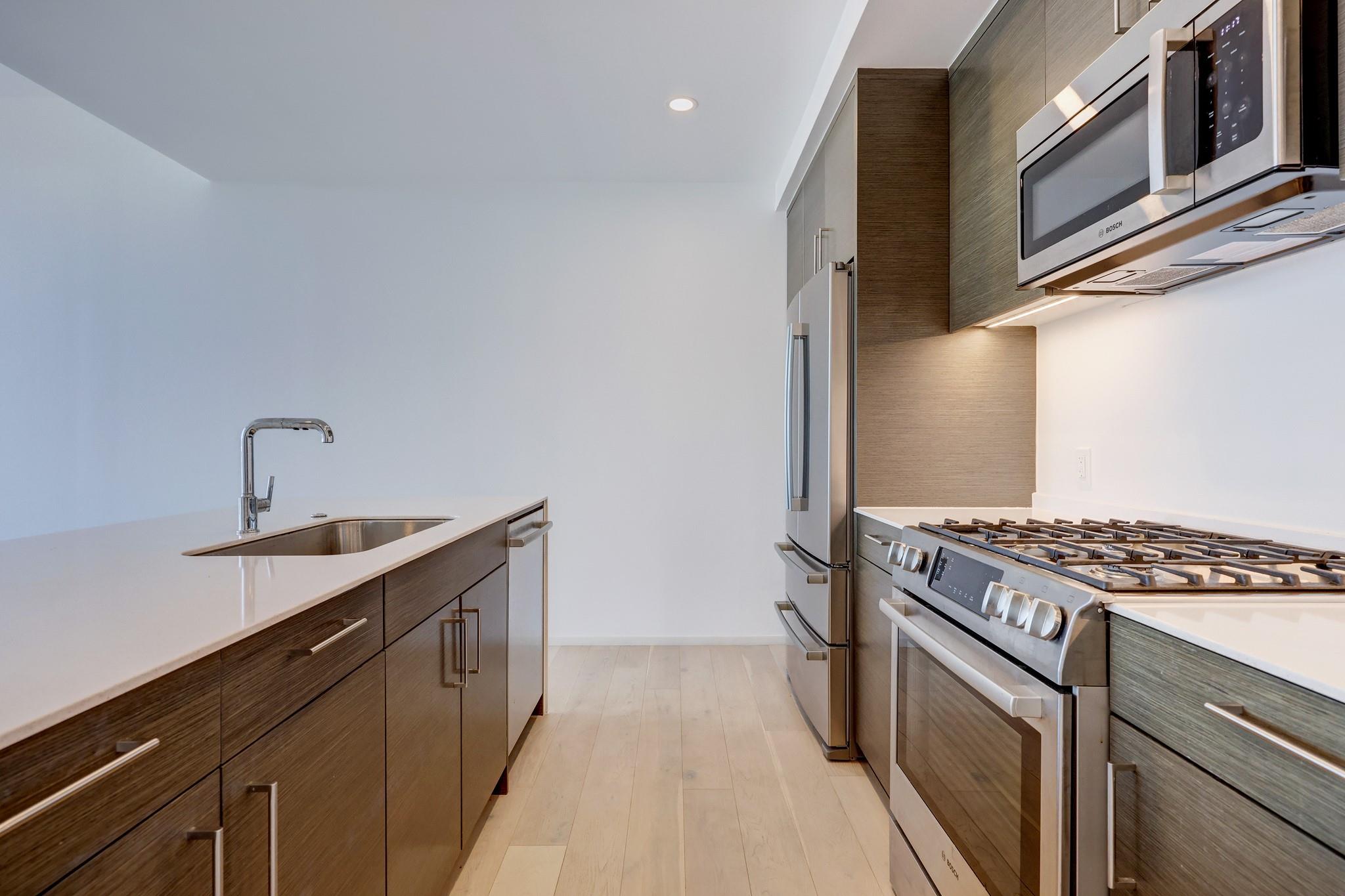 301 West Ave # 1402, Austin, TX 78701