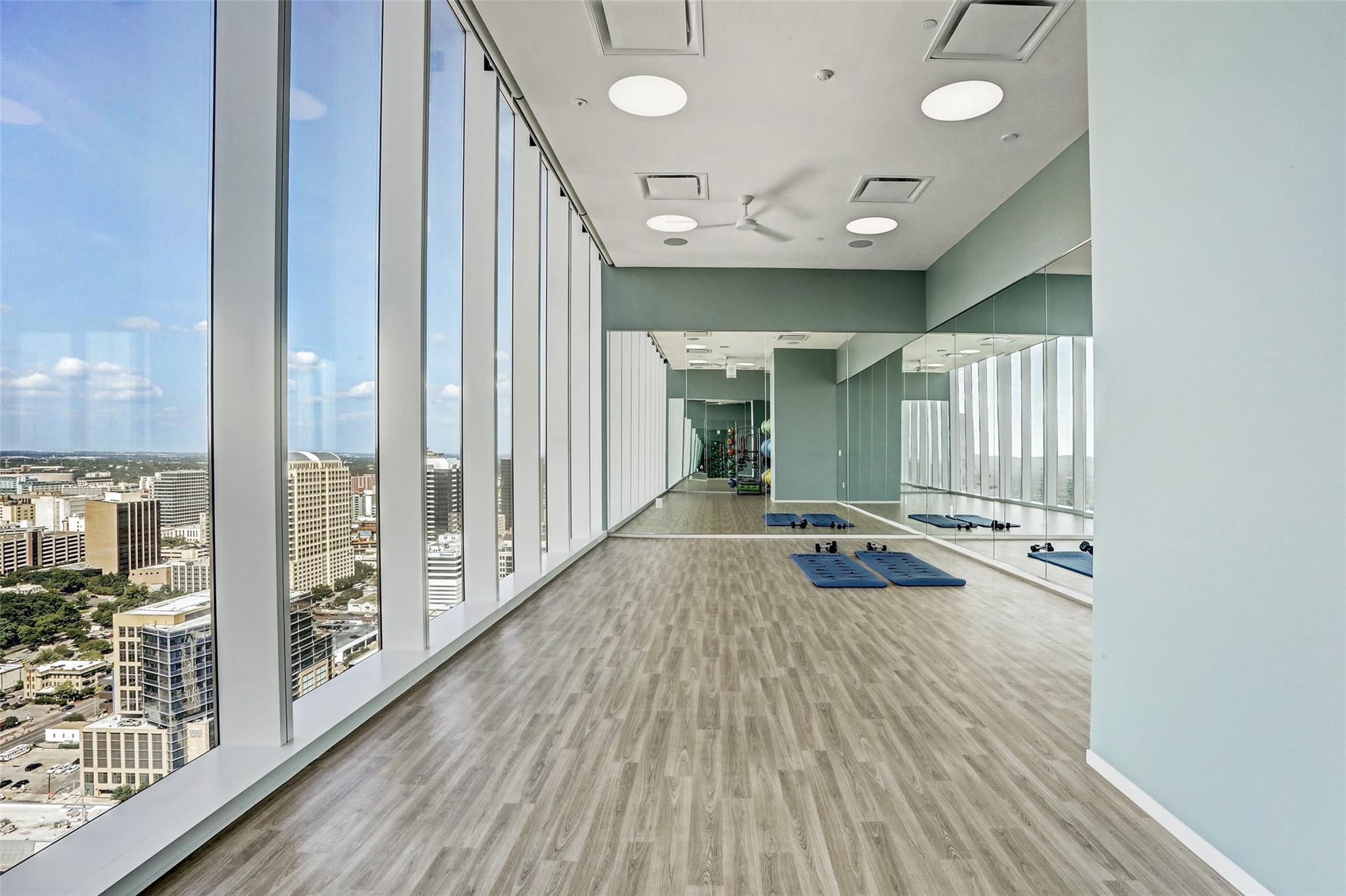 301 West Ave # 1402, Austin, TX 78701